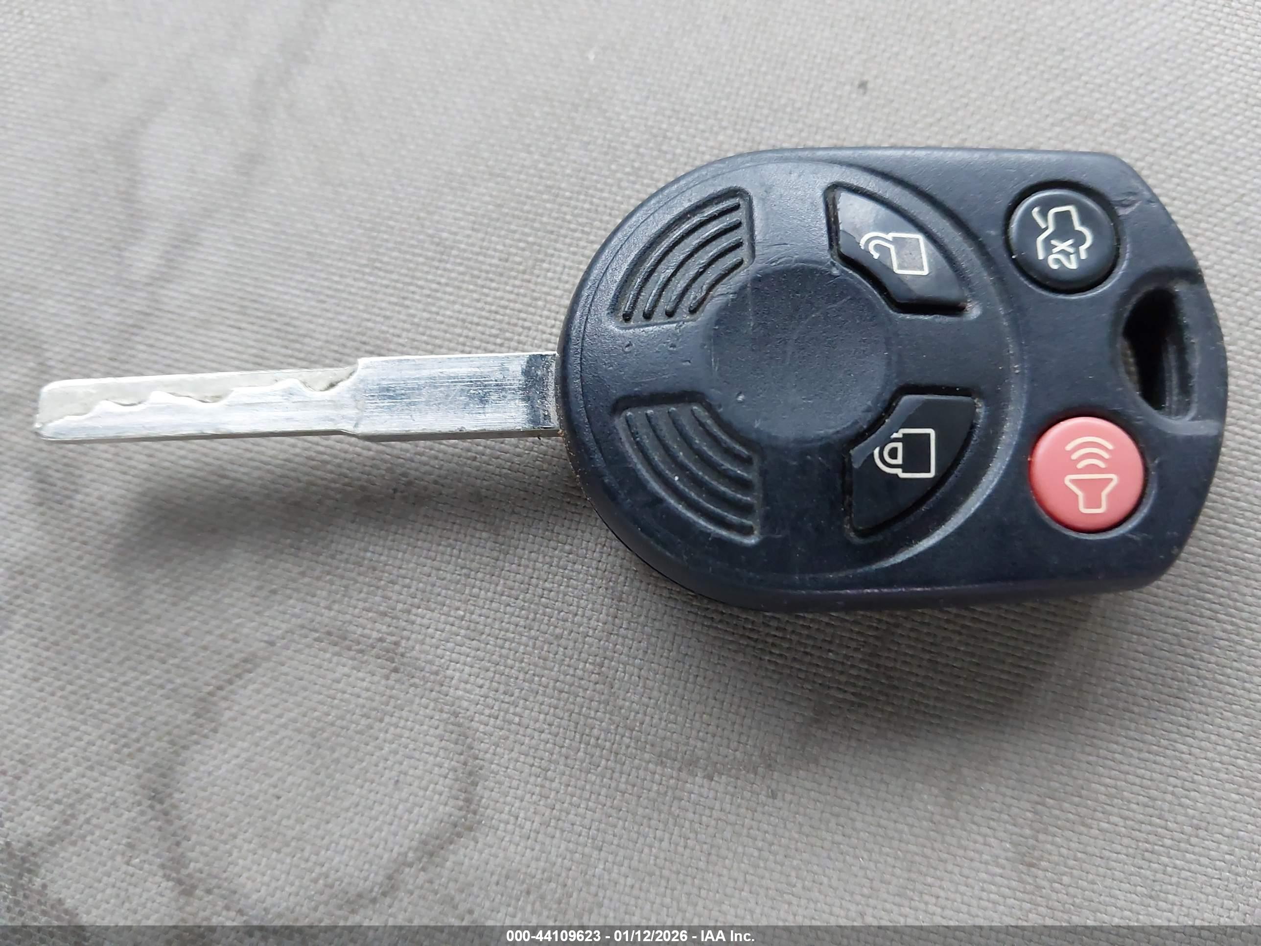 FORD FOCUS image 11