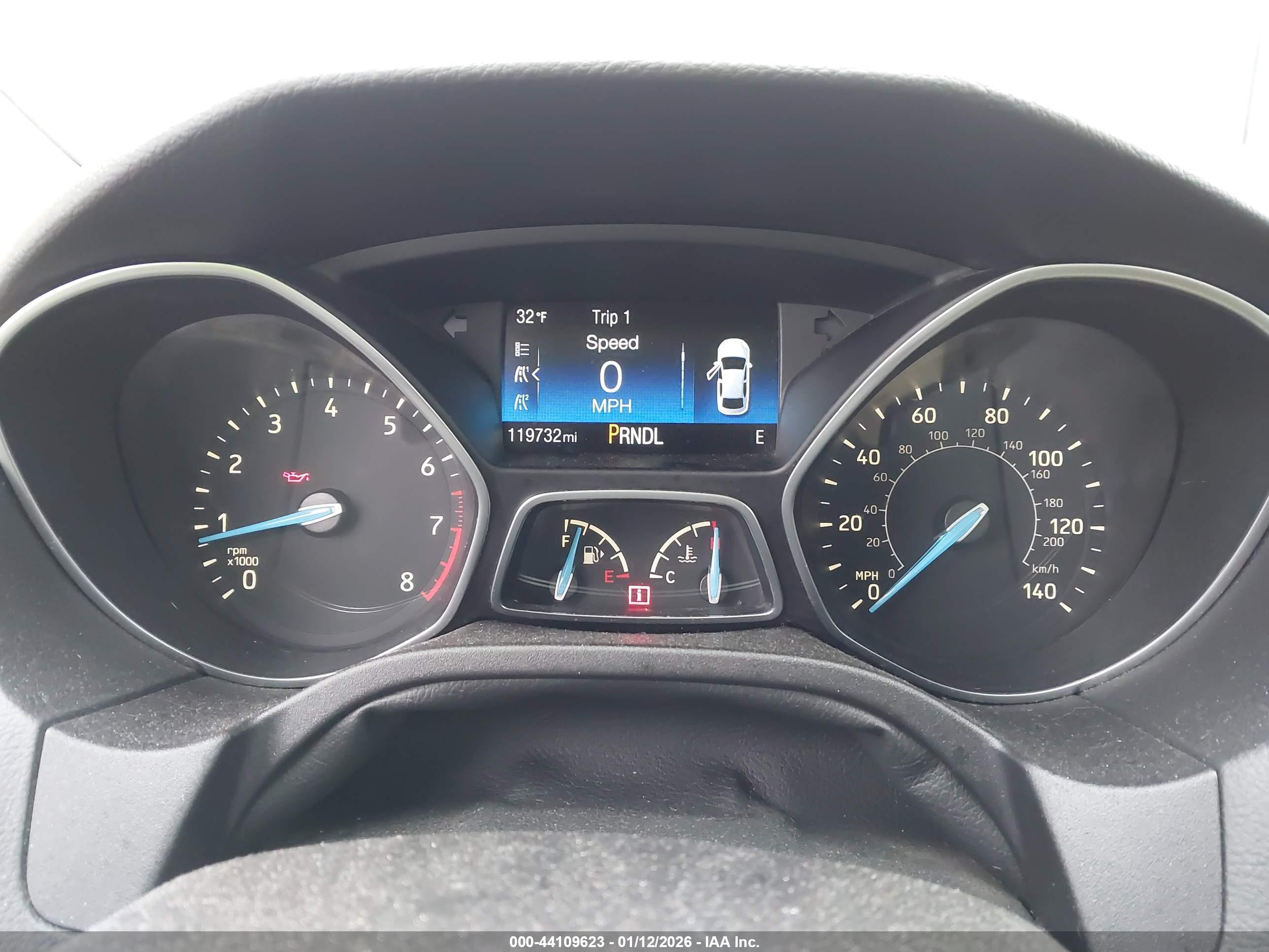 FORD FOCUS image 7