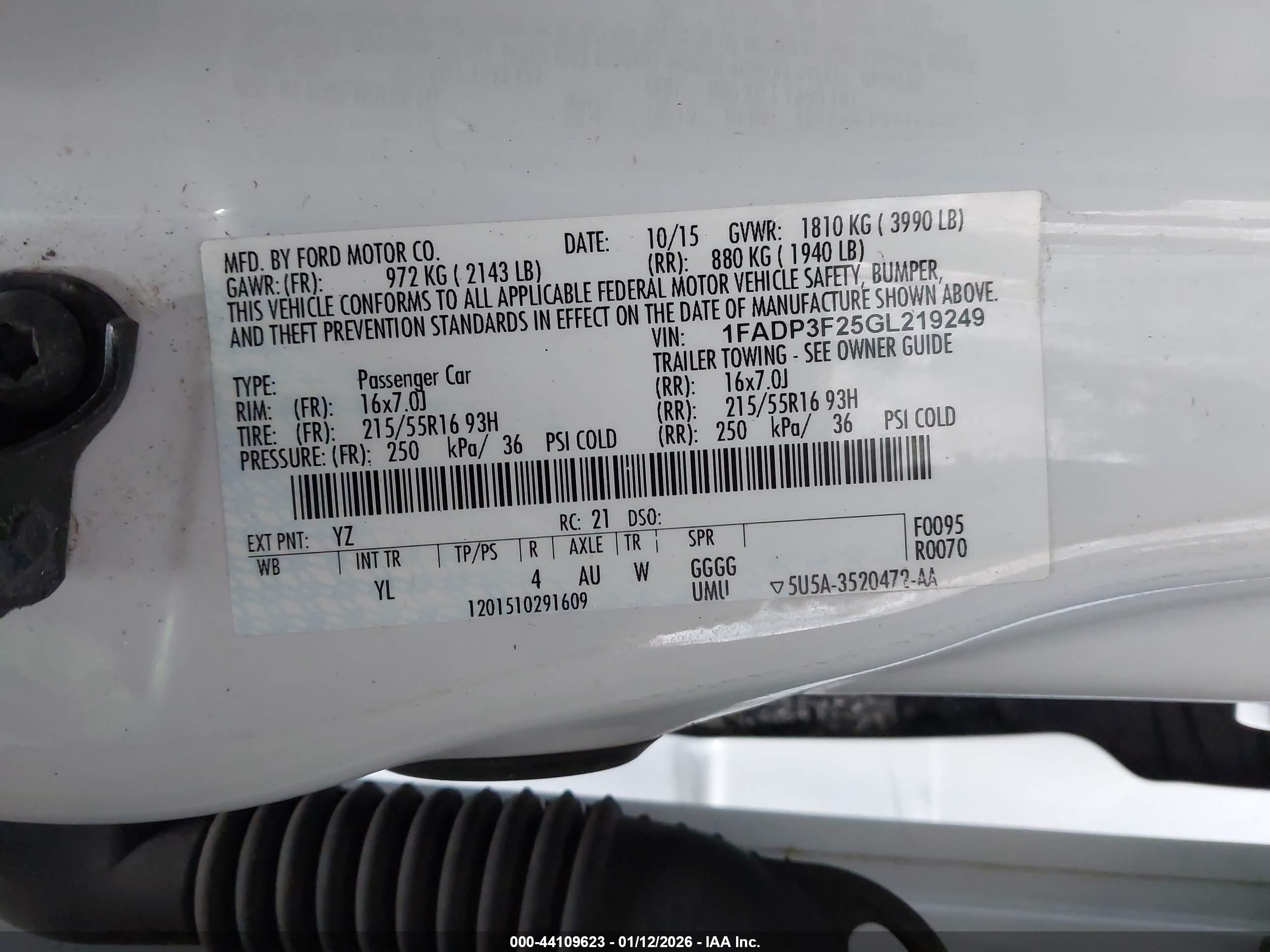 FORD FOCUS image 9