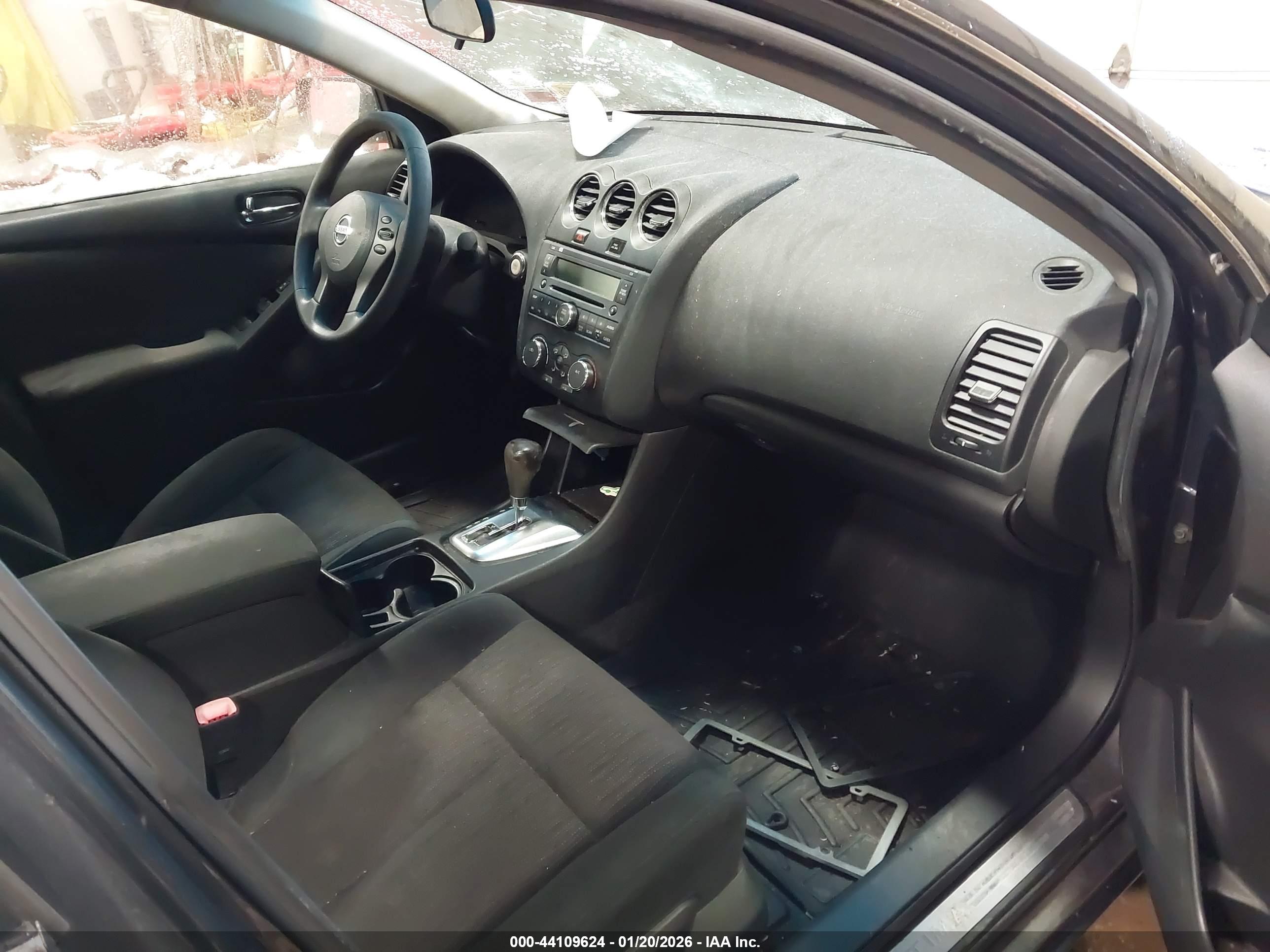 NISSAN ALTIMA image 5