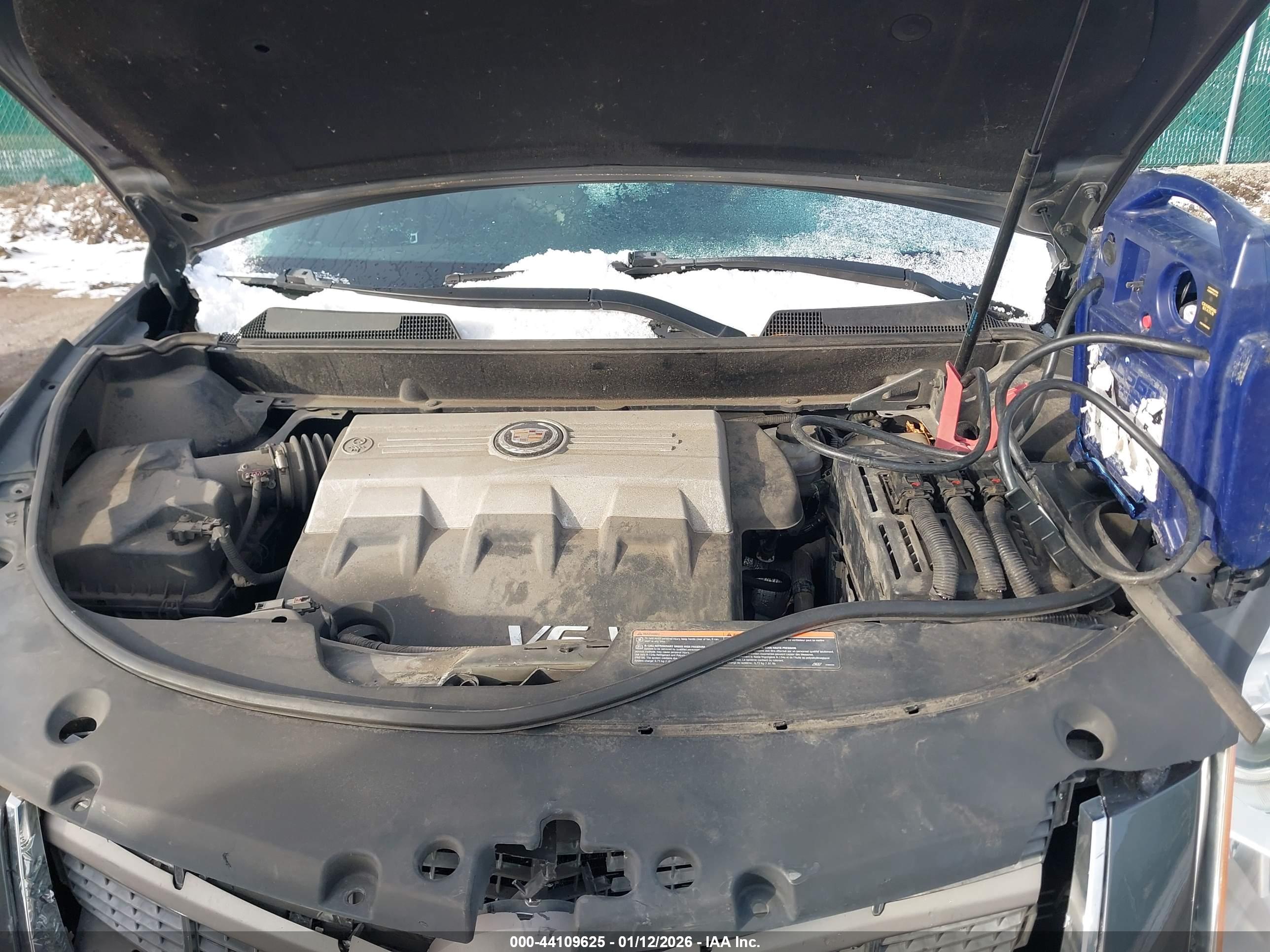 CADILLAC SRX image 10