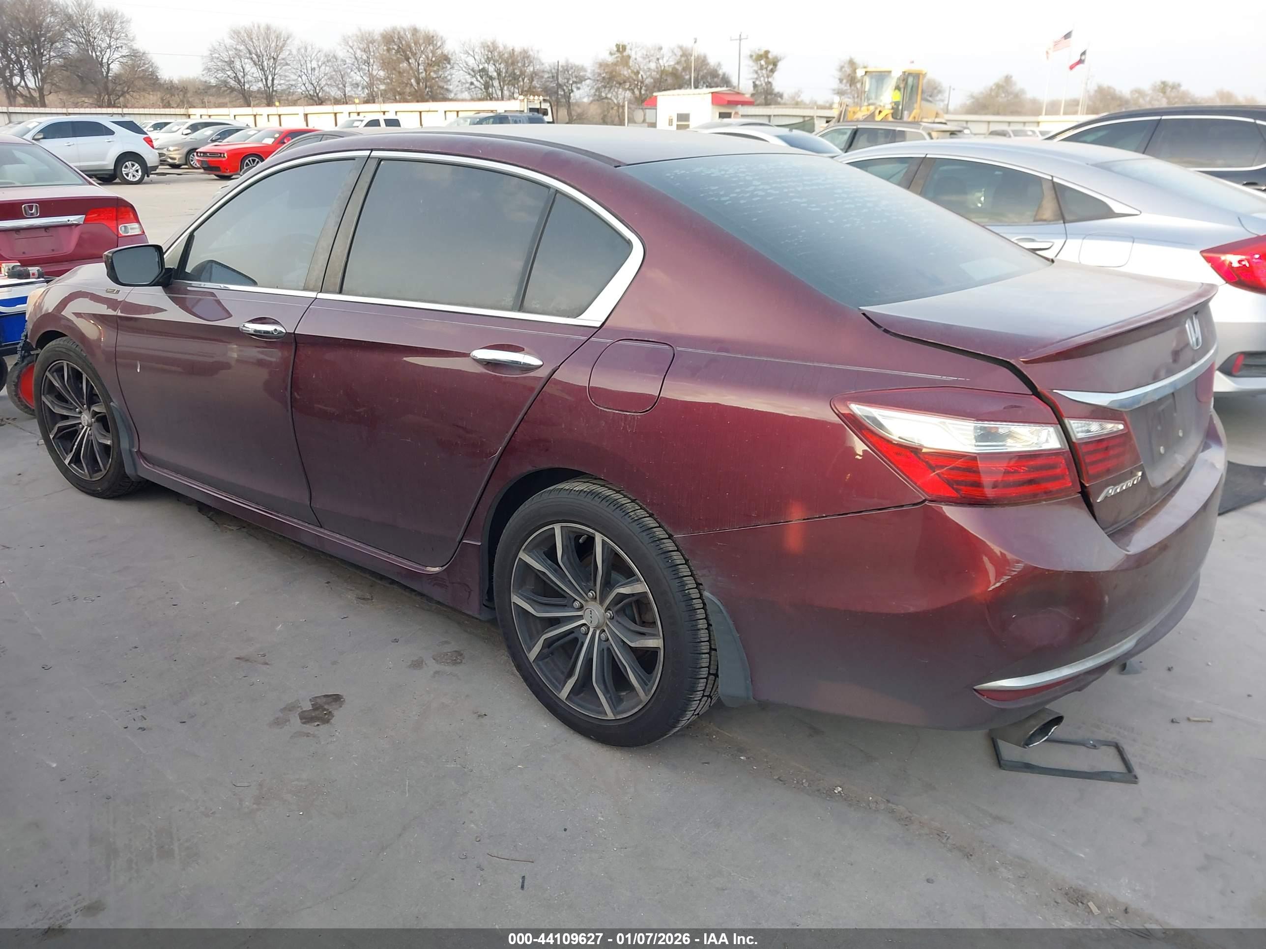 HONDA ACCORD image 3