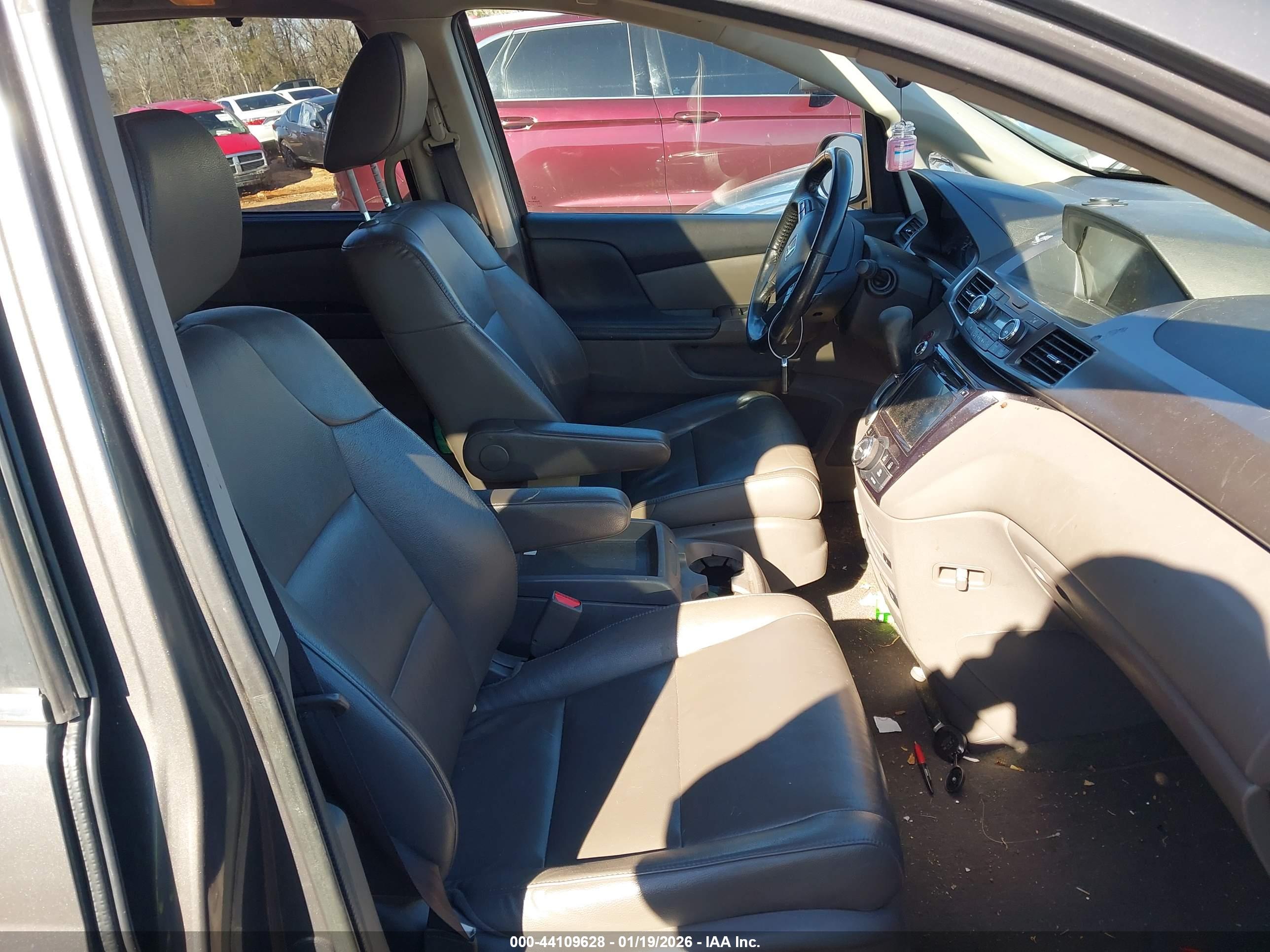 HONDA ODYSSEY image 5