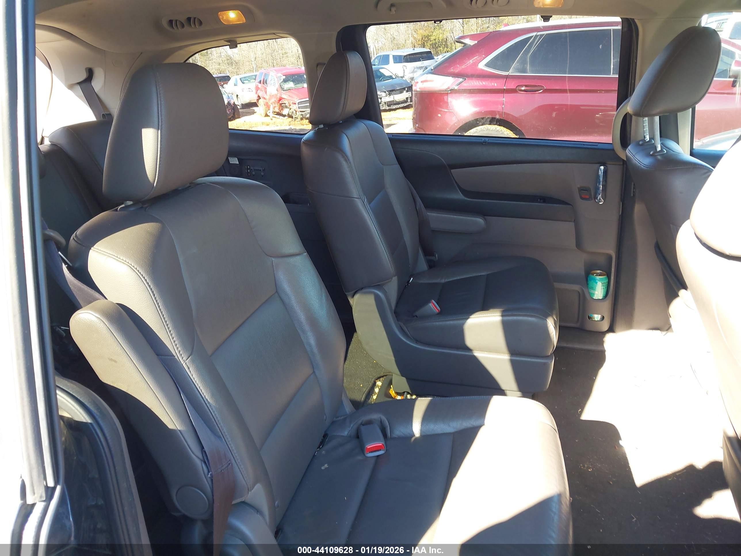 HONDA ODYSSEY image 8