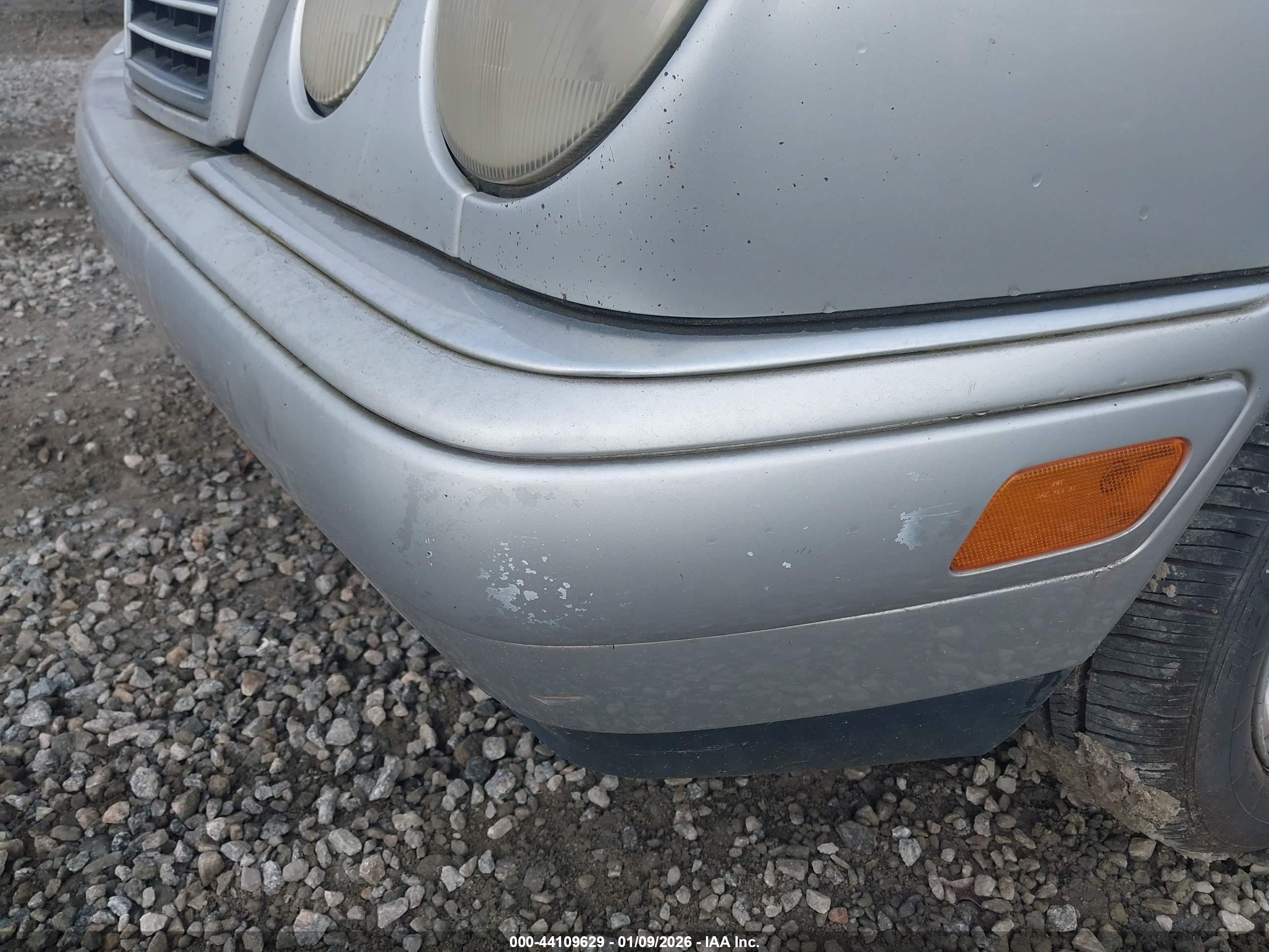 MERCEDES-BENZ E image 6