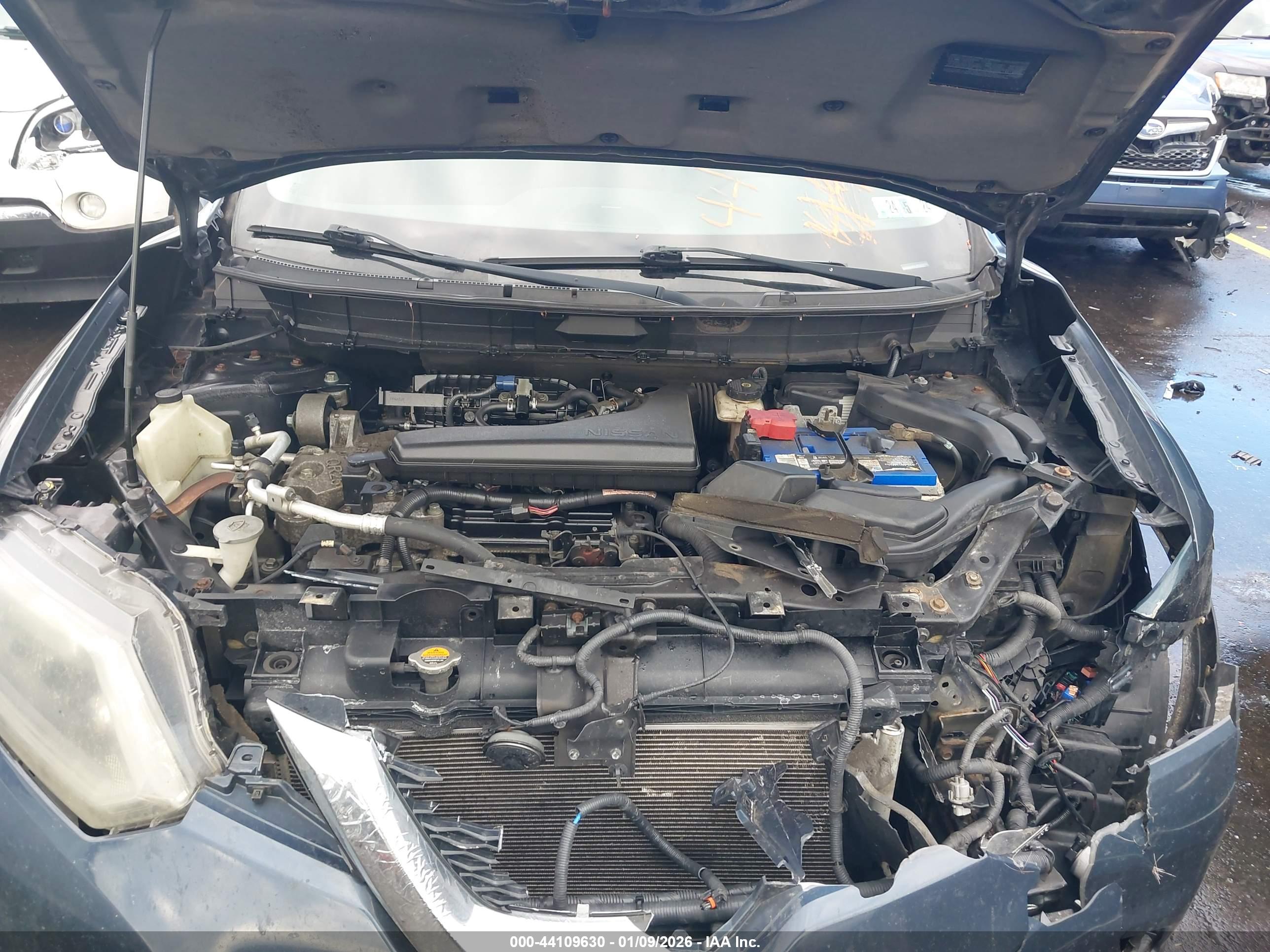 NISSAN ROGUE image 10