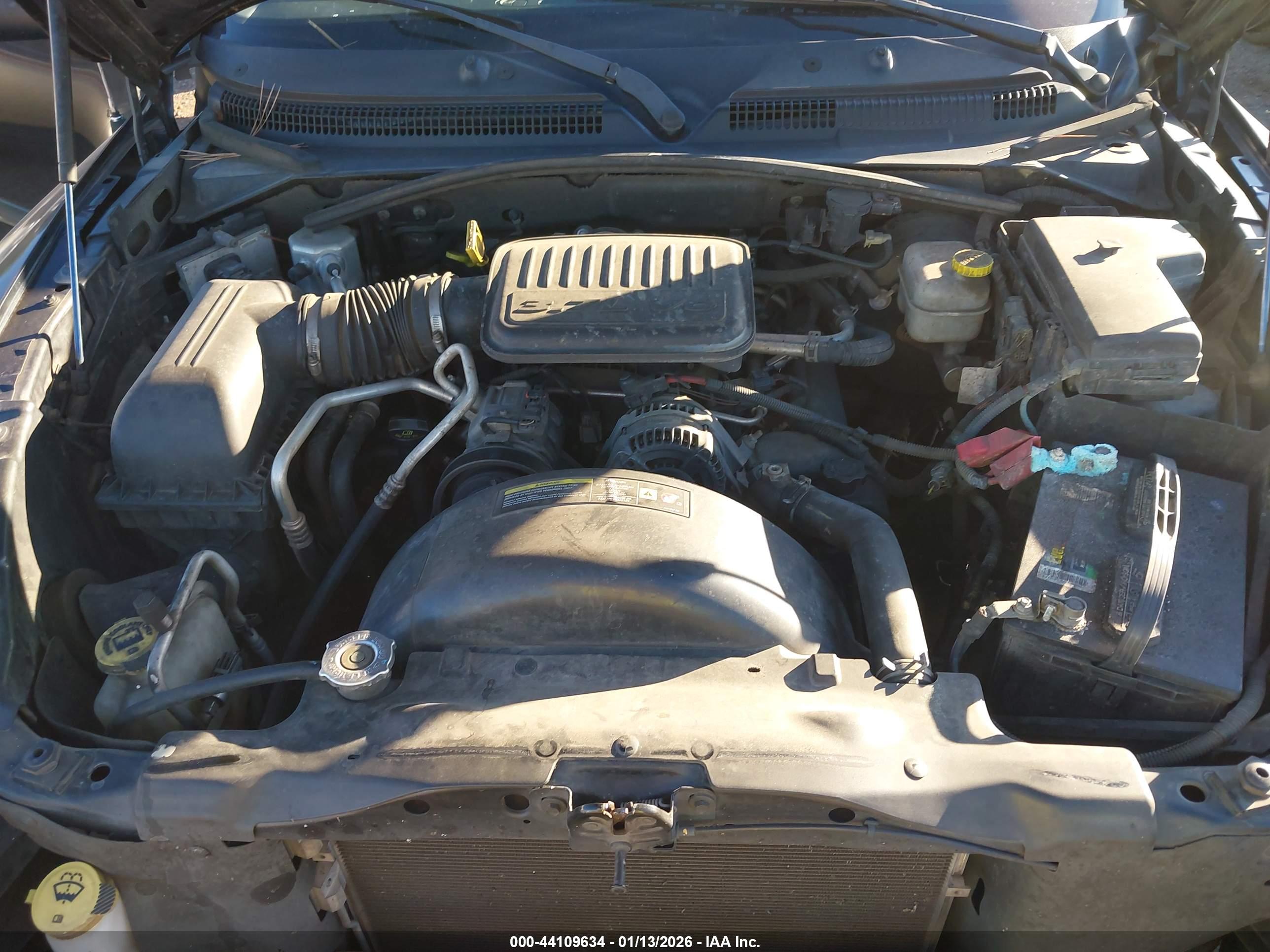 MITSUBISHI RAIDER image 10