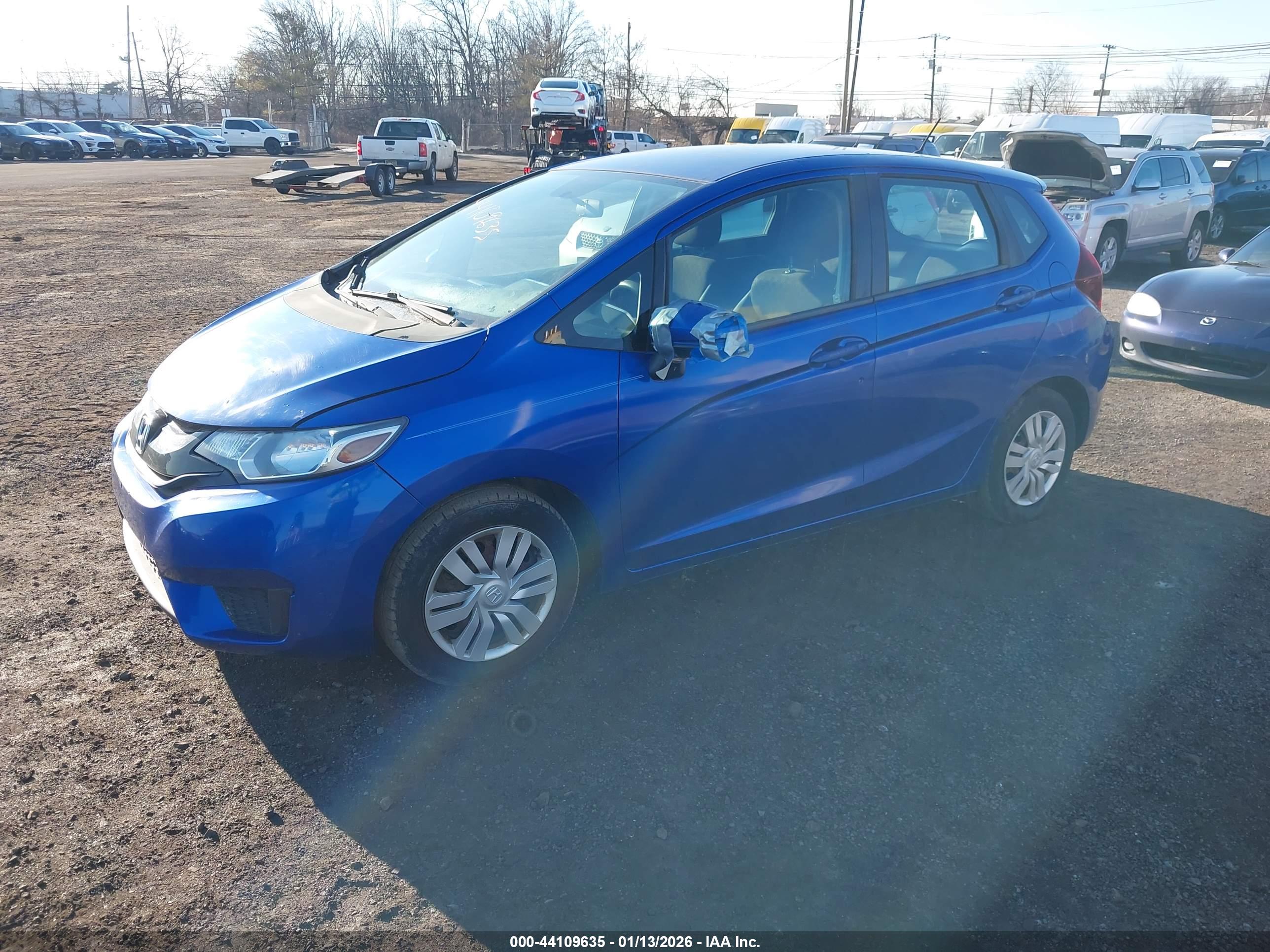 HONDA FIT image 2