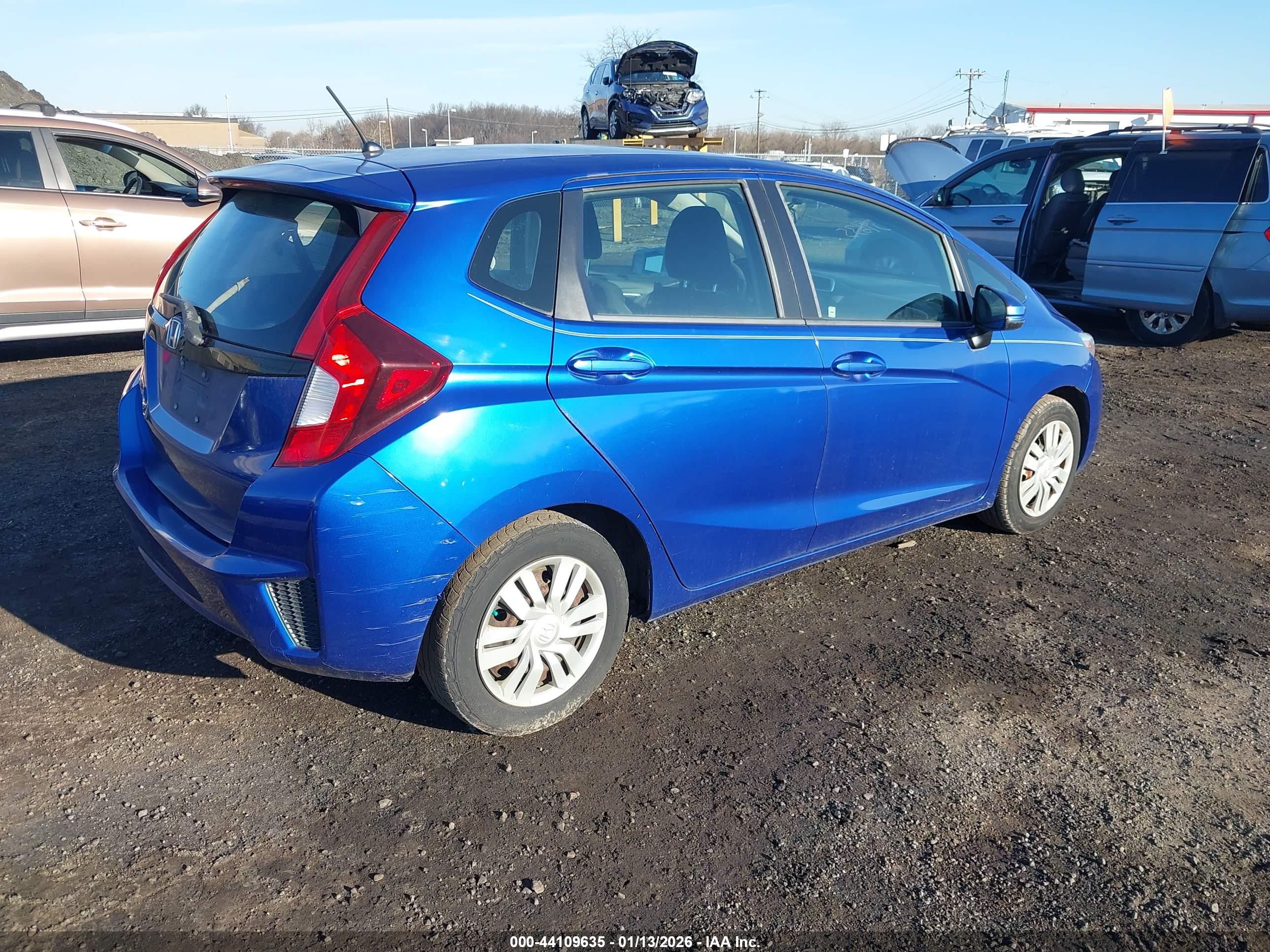 HONDA FIT image 4