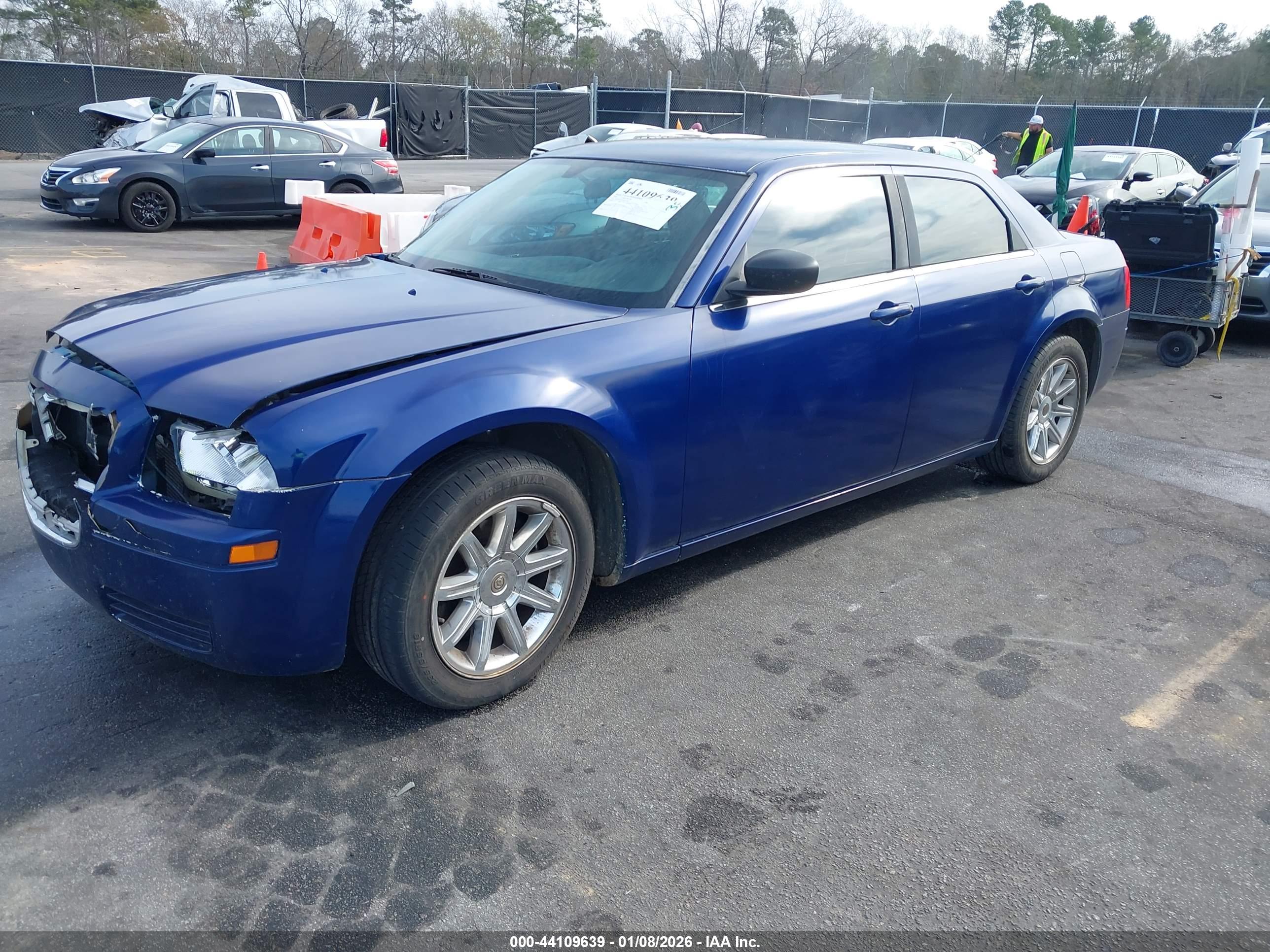 CHRYSLER 300 image 2