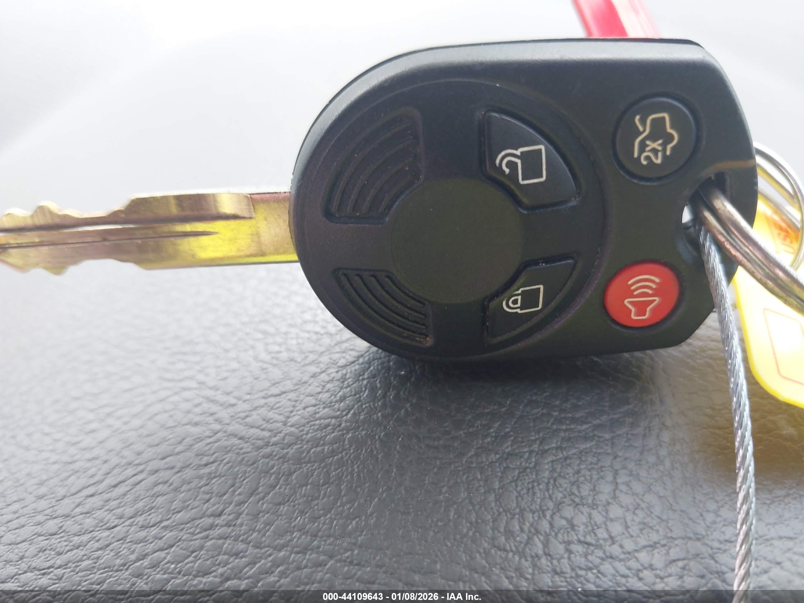 LINCOLN MKZ image 11