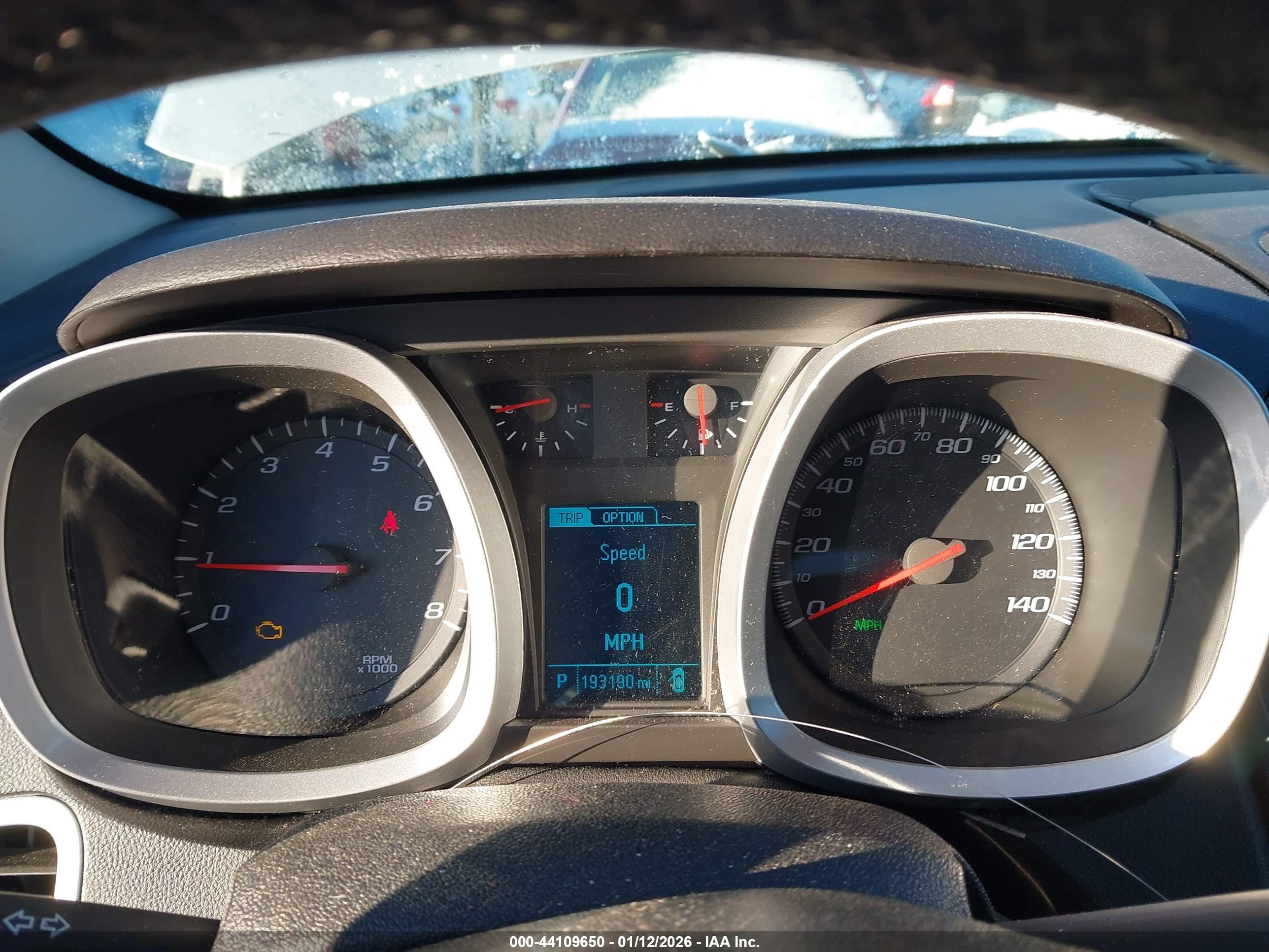 CHEVROLET EQUINOX image 7