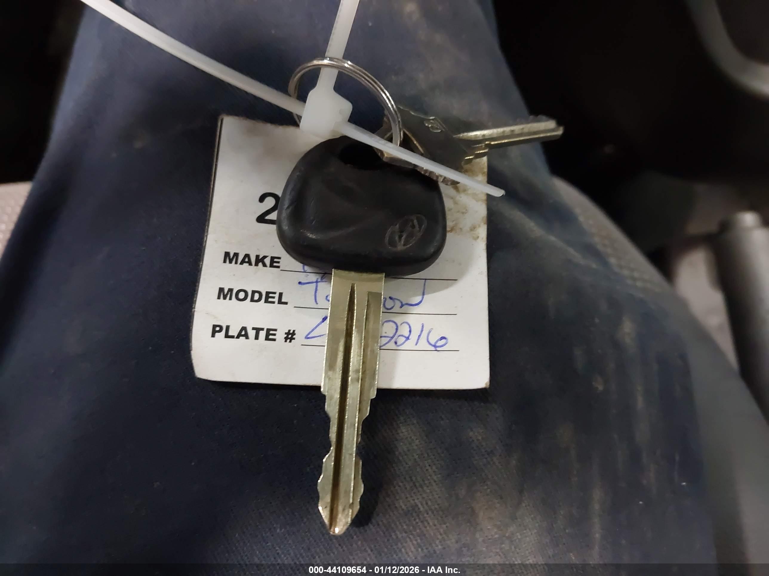 HYUNDAI TUCSON image 11