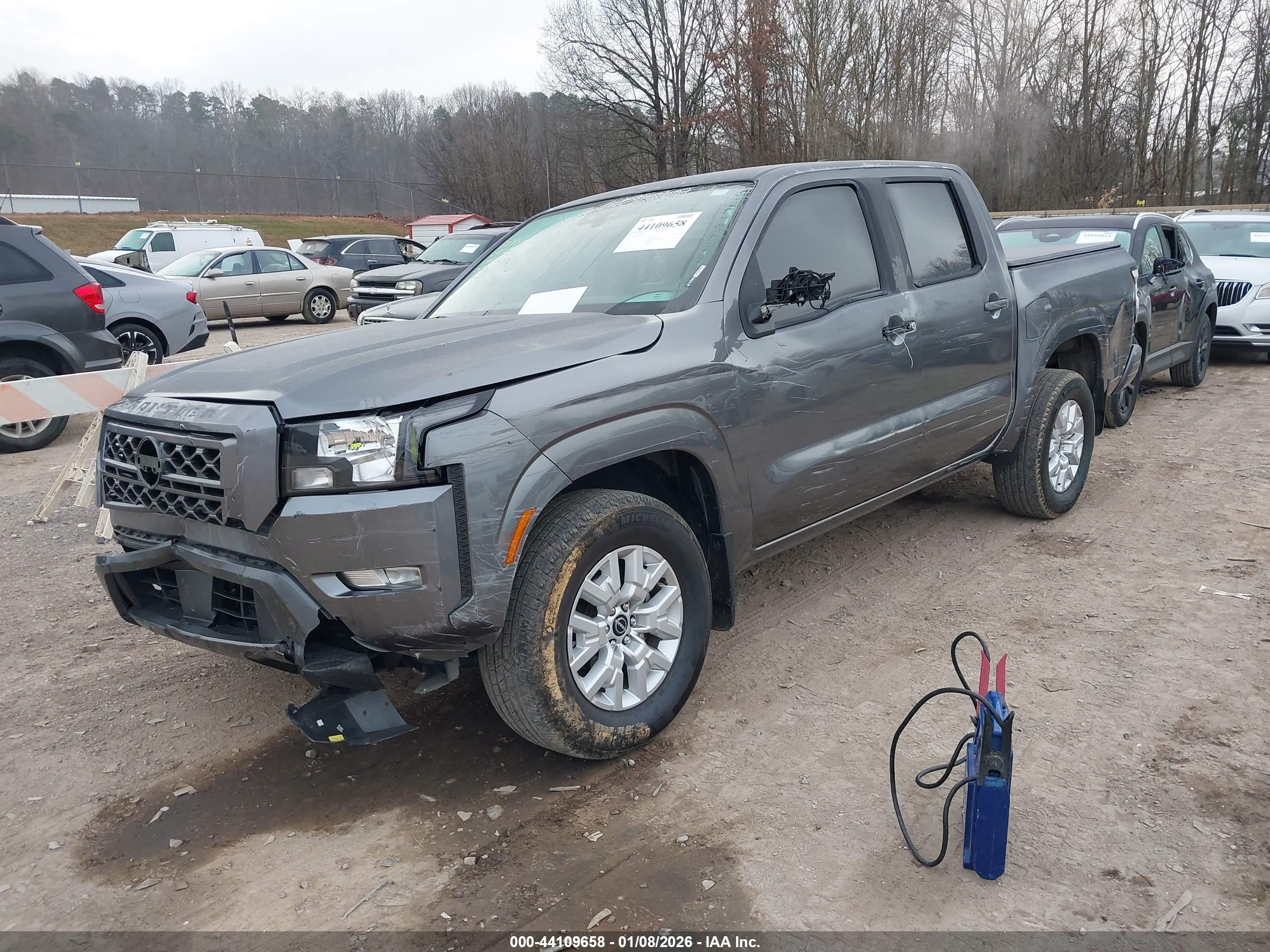 NISSAN FRONTIER image 2