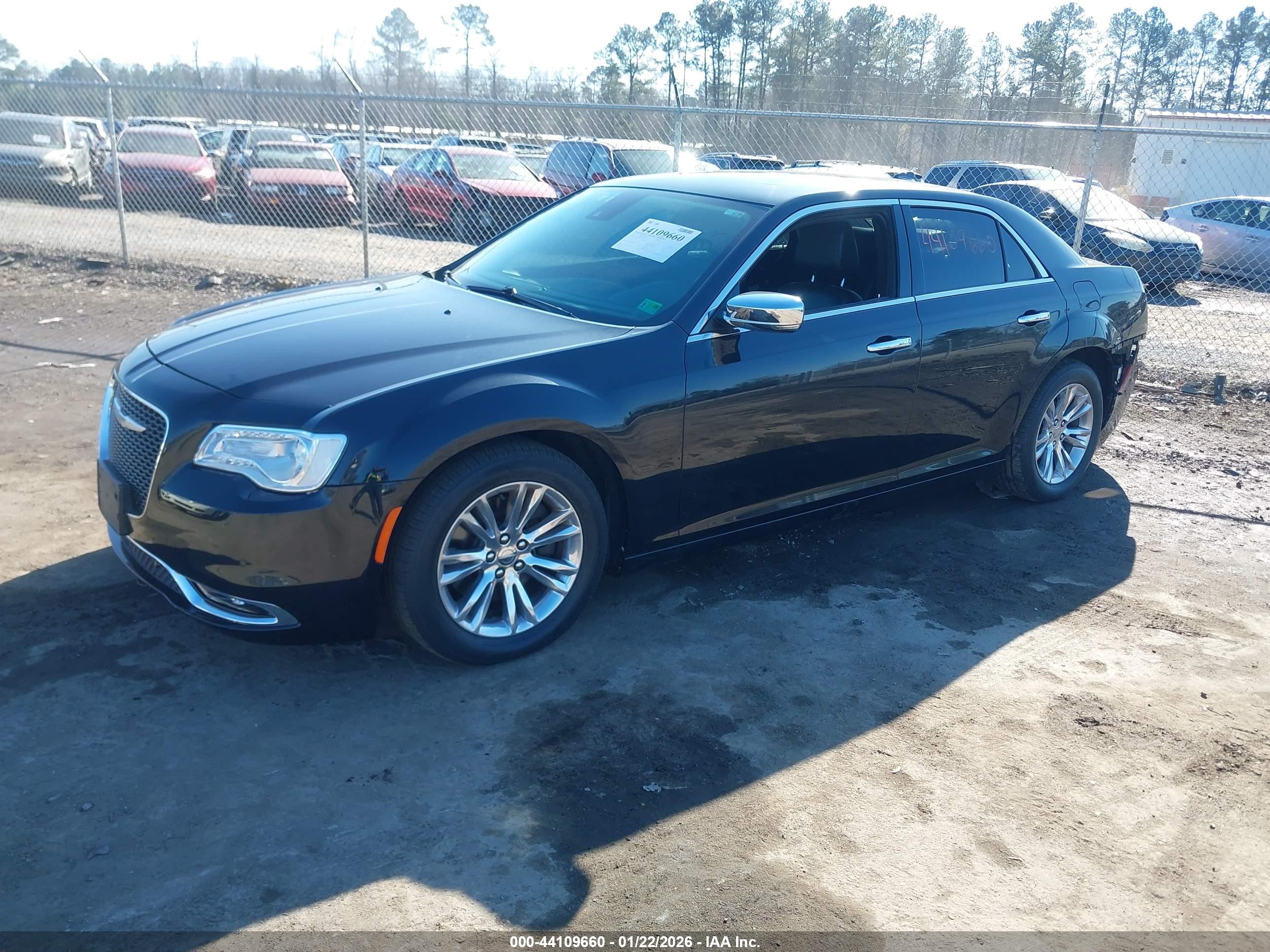CHRYSLER 300C image 2