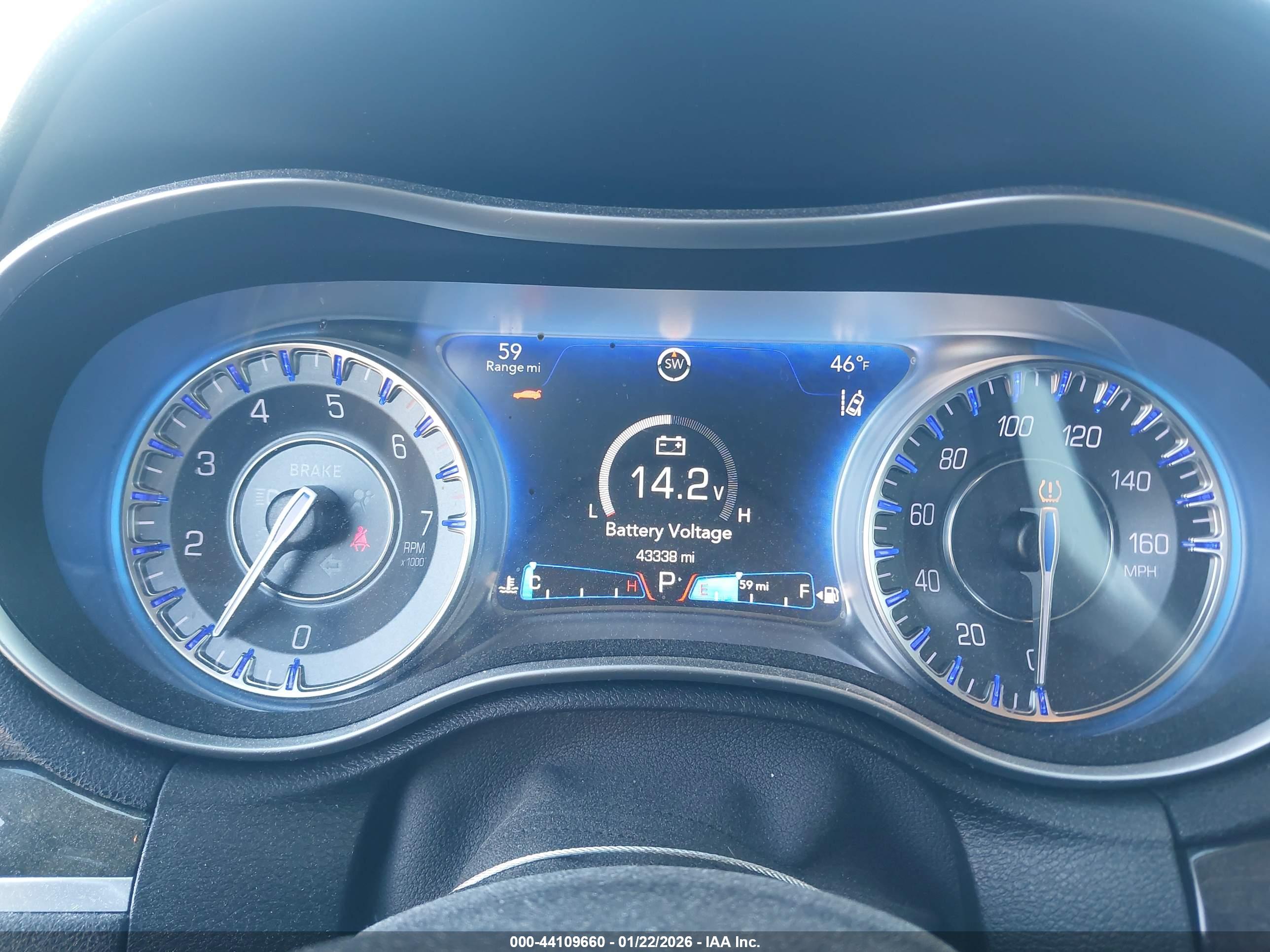 CHRYSLER 300C image 7