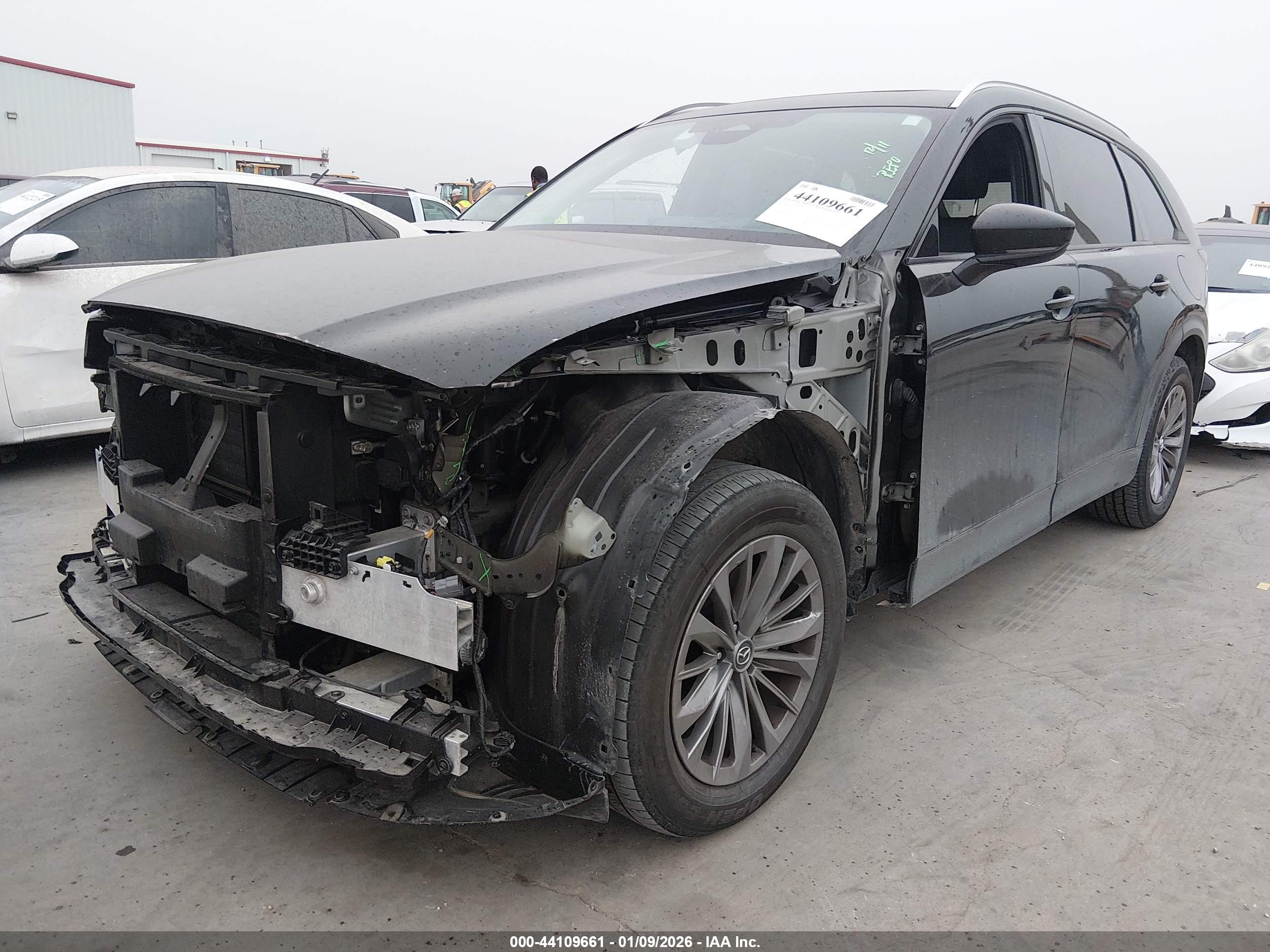 MAZDA CX-90 image 2