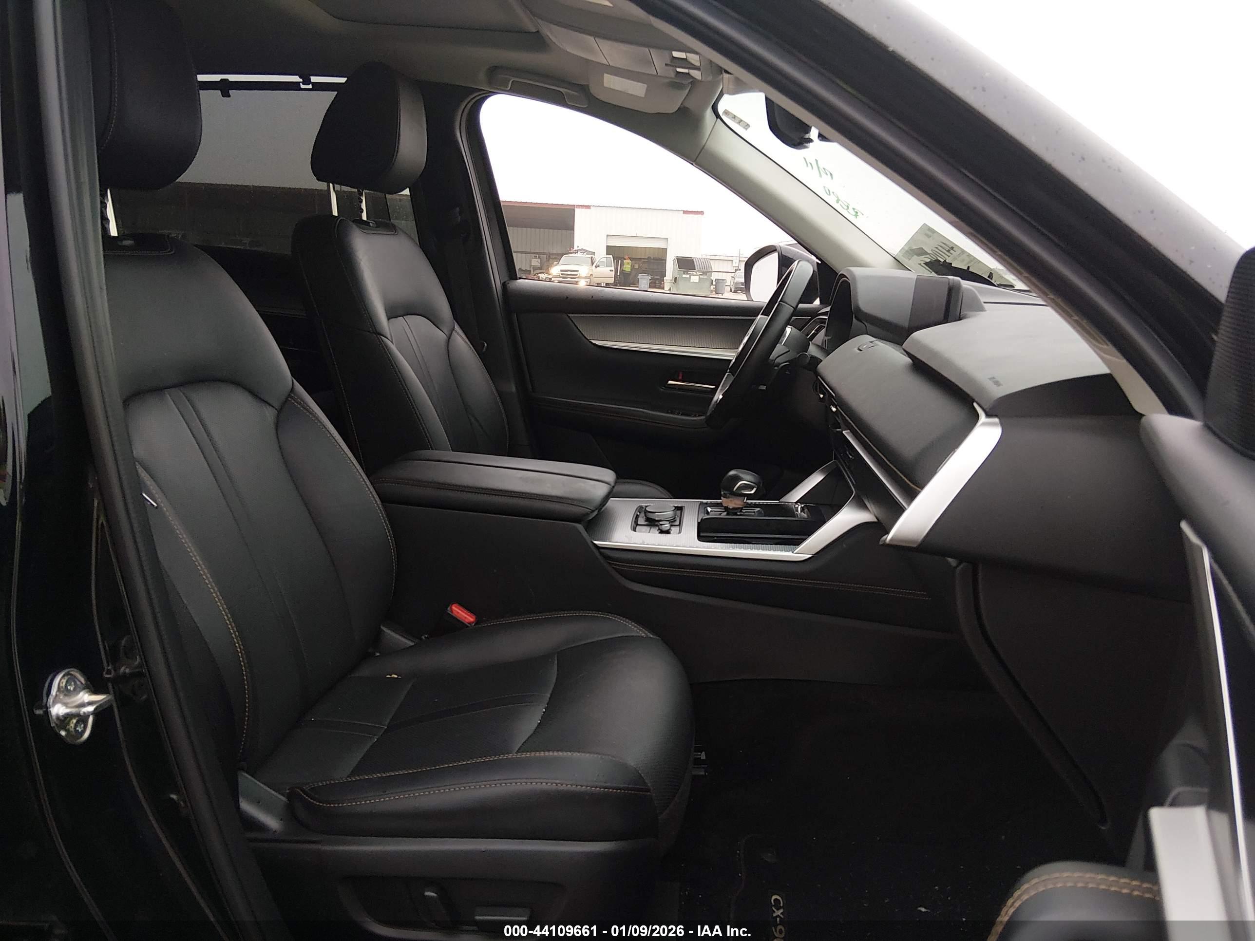 MAZDA CX-90 image 5