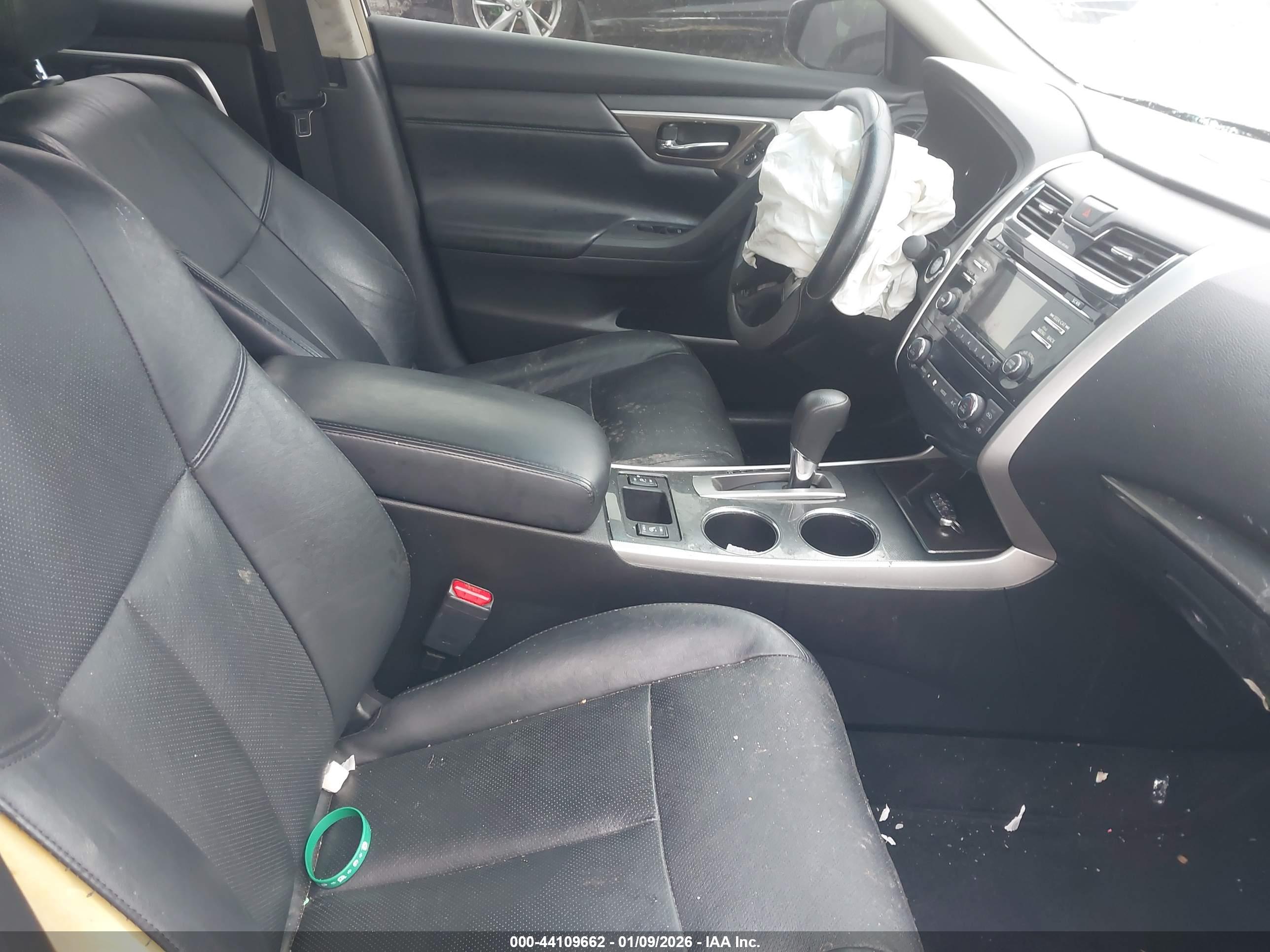 NISSAN ALTIMA image 5