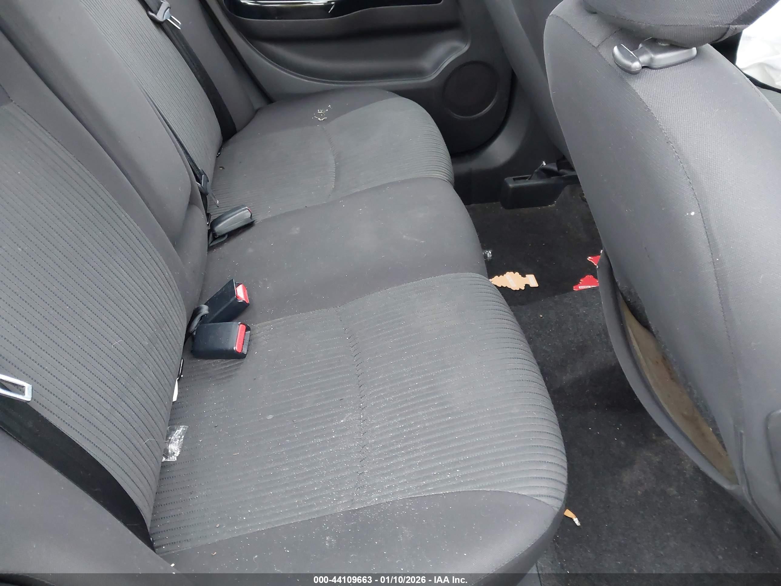 MITSUBISHI MIRAGE image 8