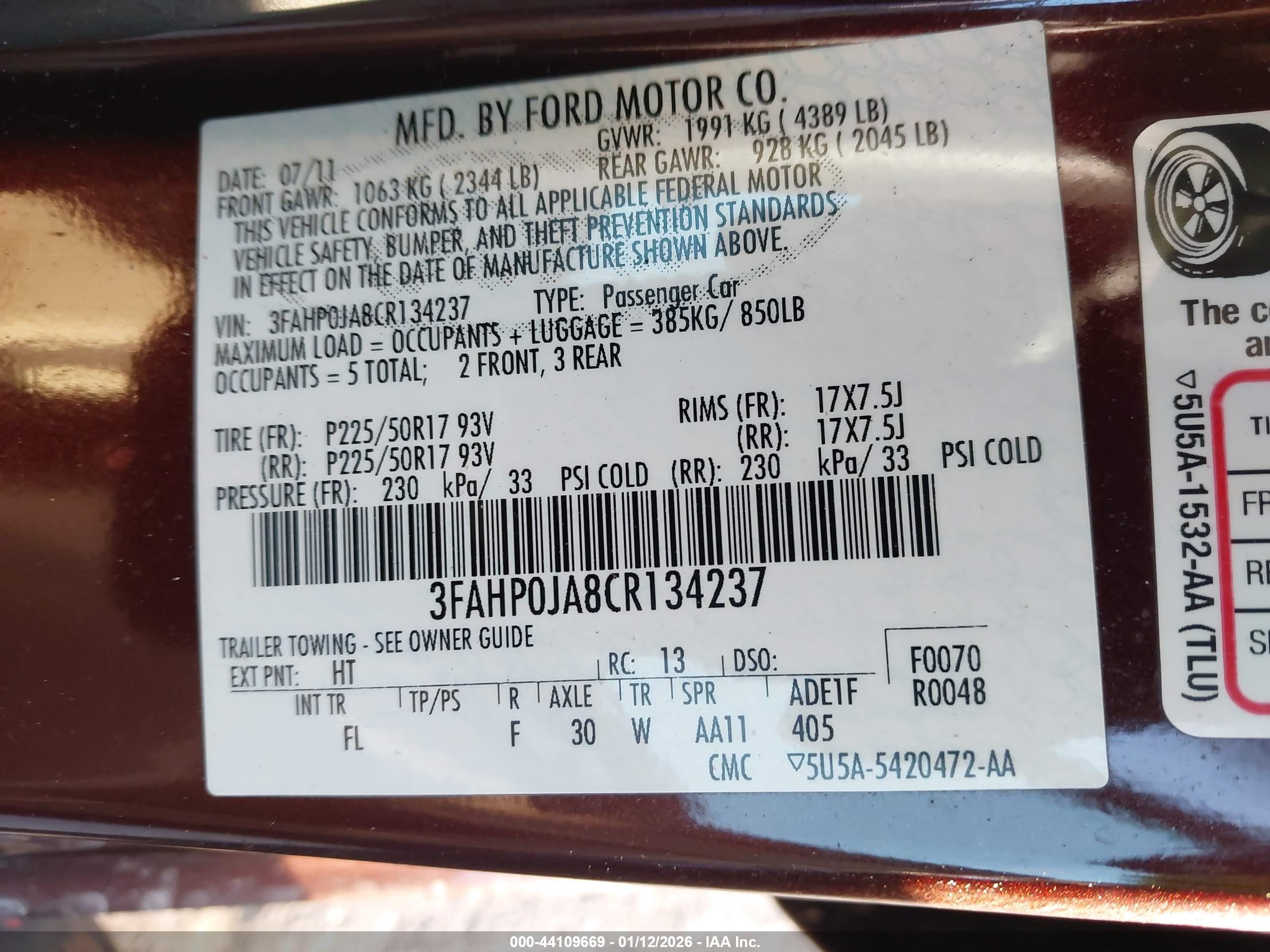 FORD FUSION image 9