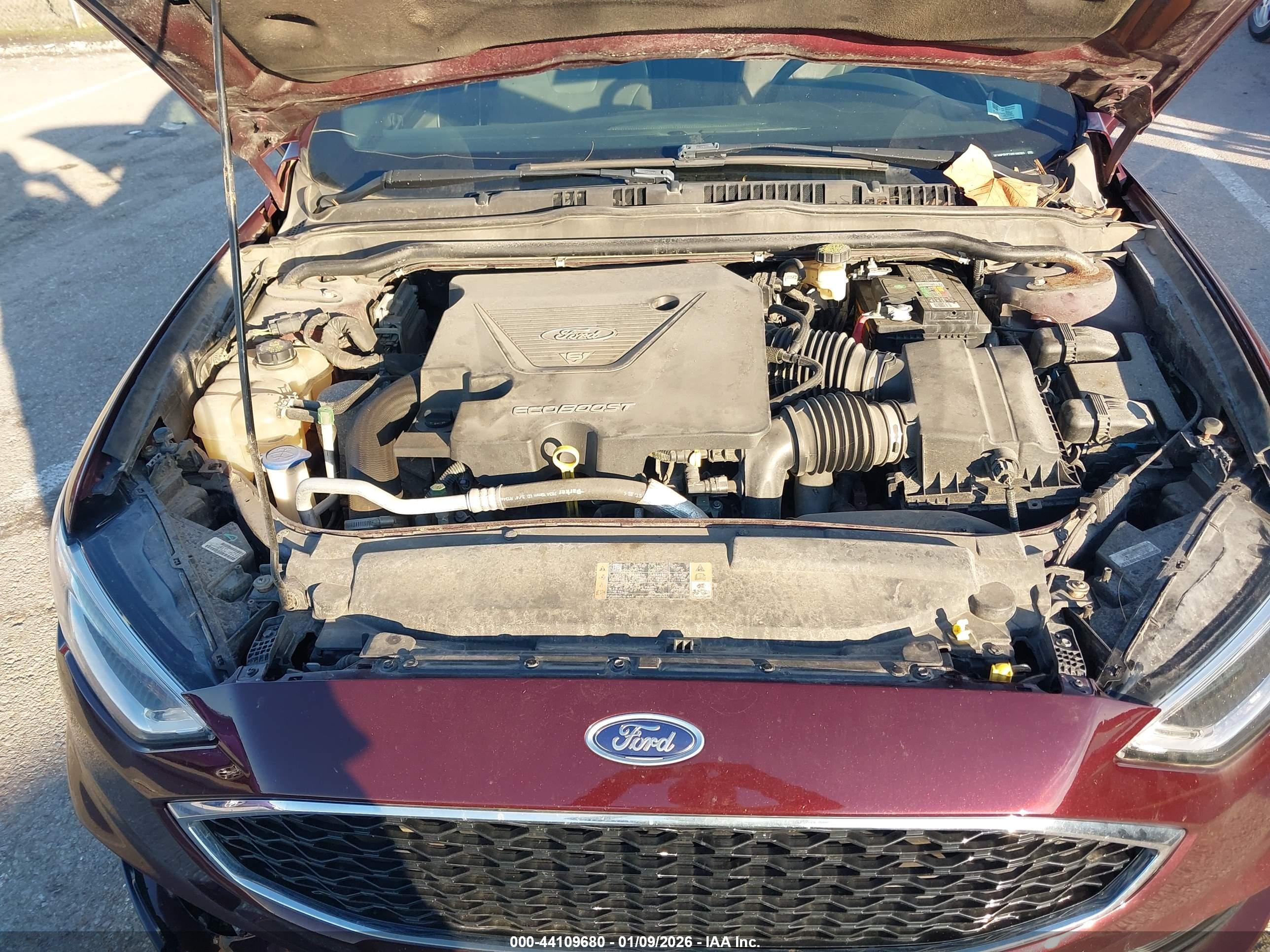 FORD FUSION image 10