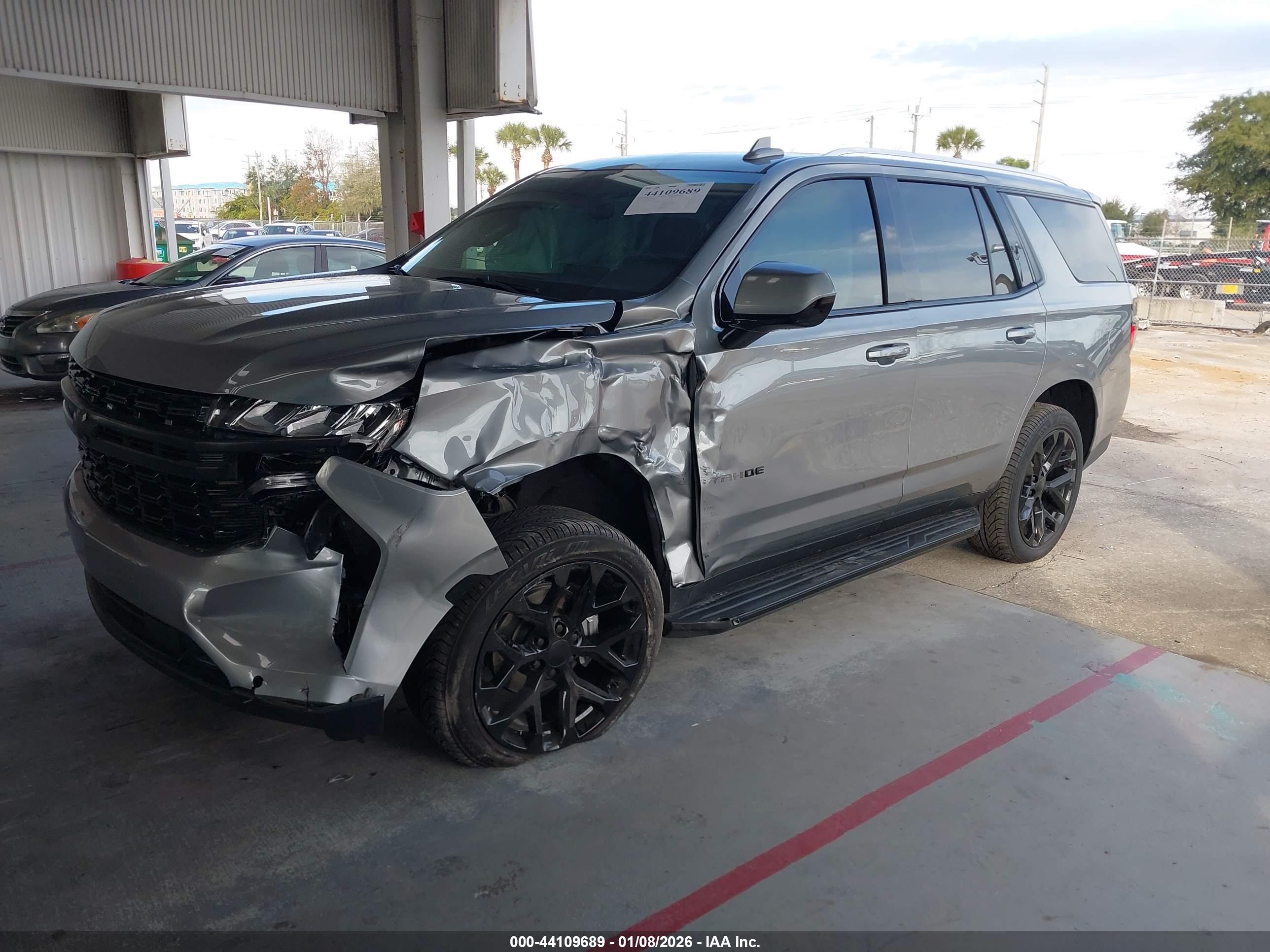 CHEVROLET TAHOE image 2