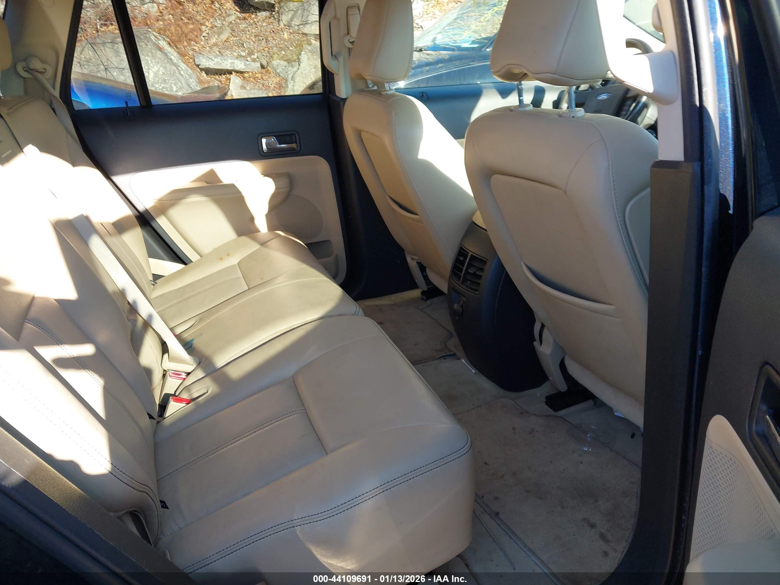 FORD EDGE image 8