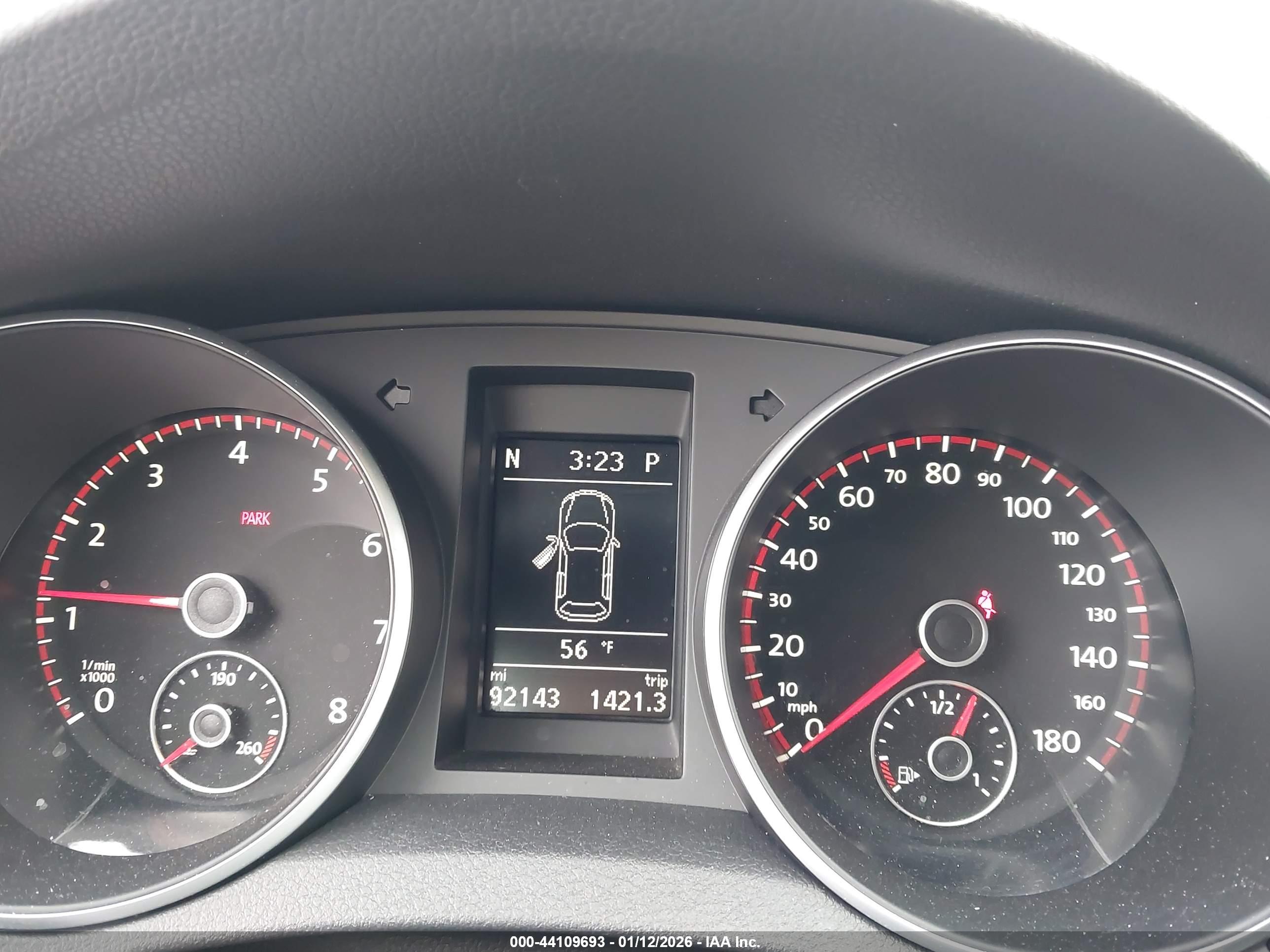 VOLKSWAGEN GTI image 7