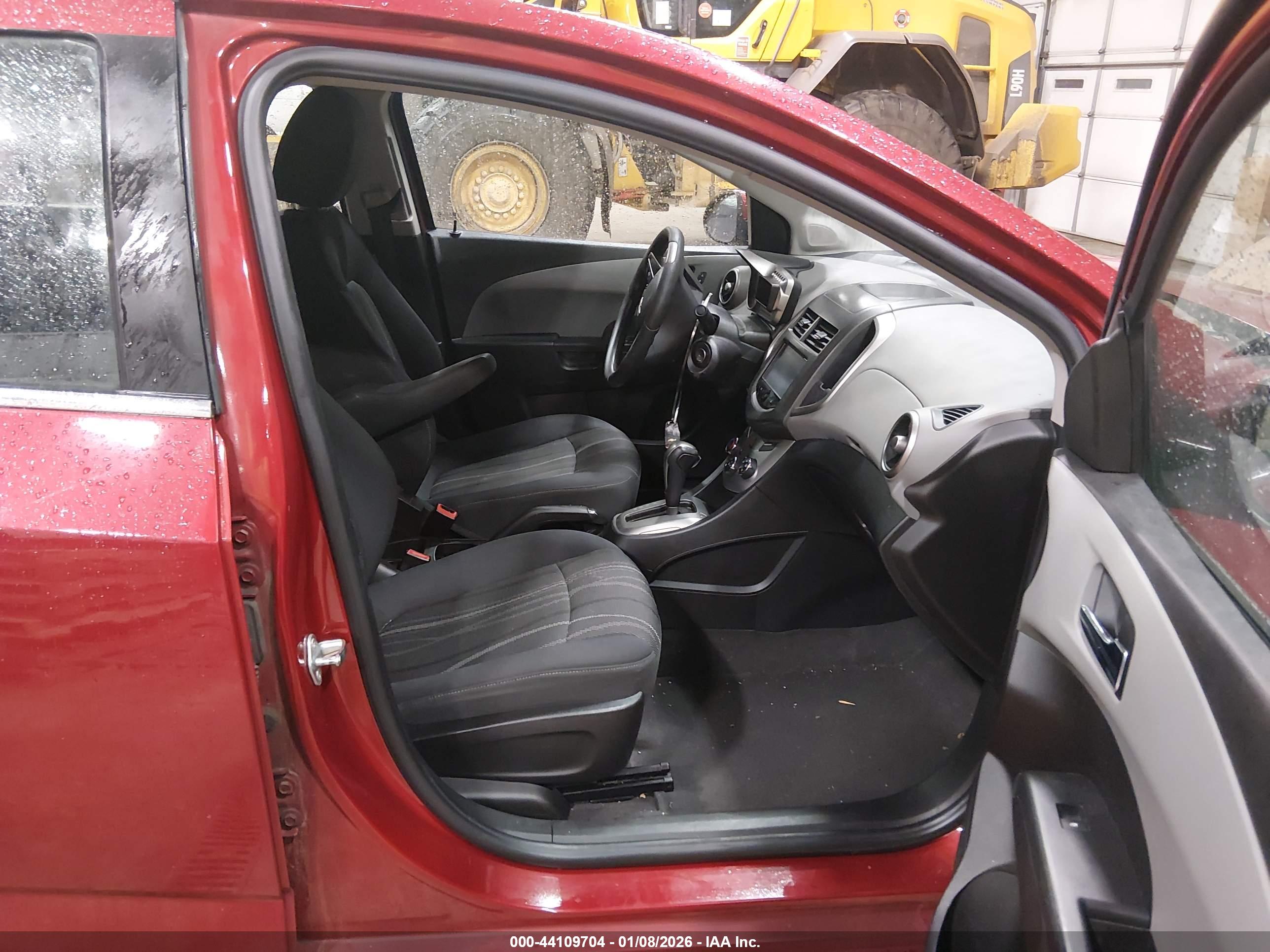 CHEVROLET SONIC image 5
