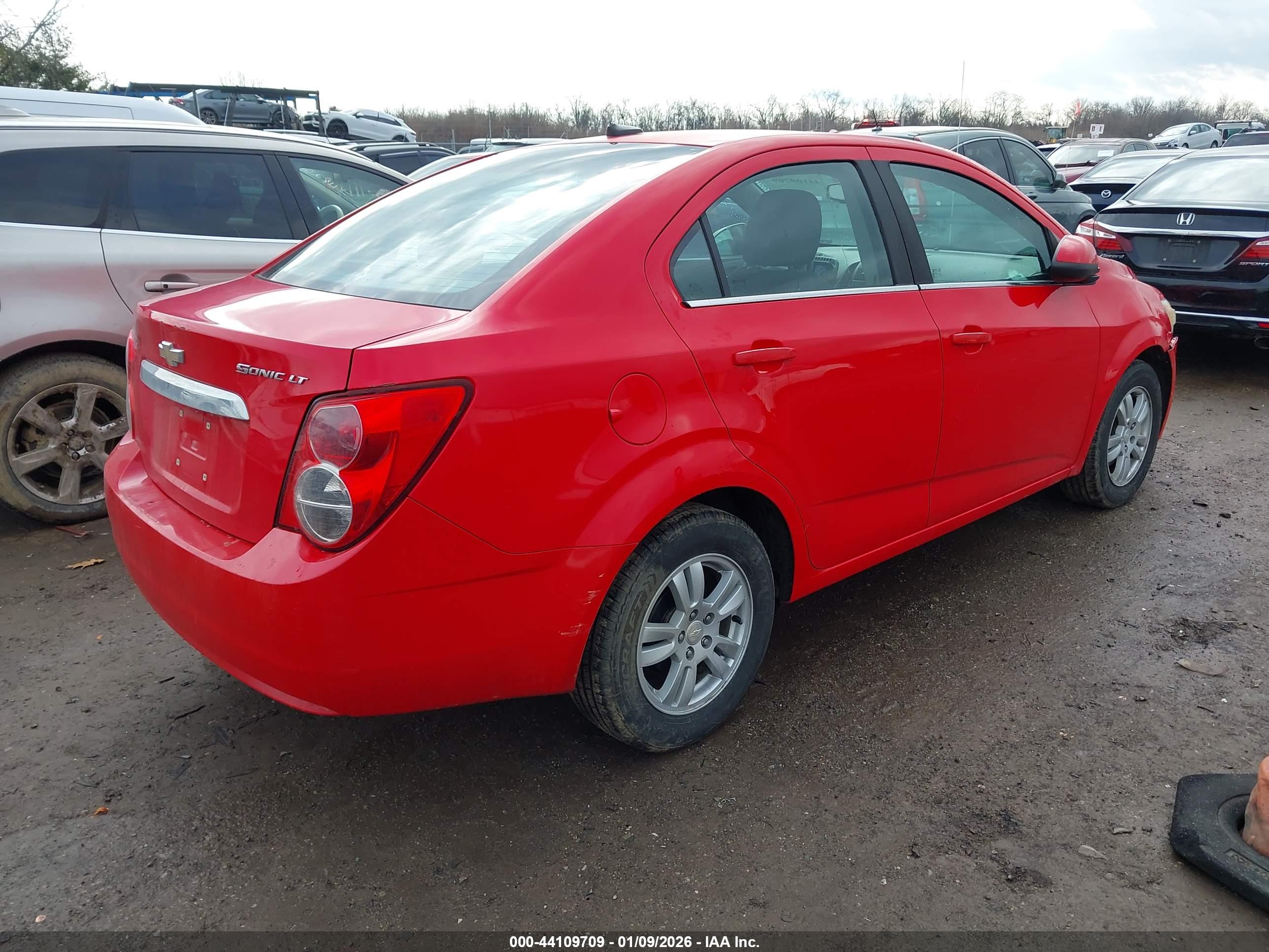 CHEVROLET SONIC image 4
