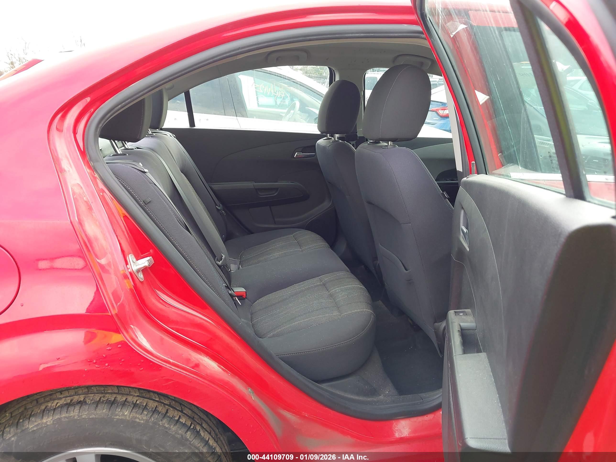 CHEVROLET SONIC image 8
