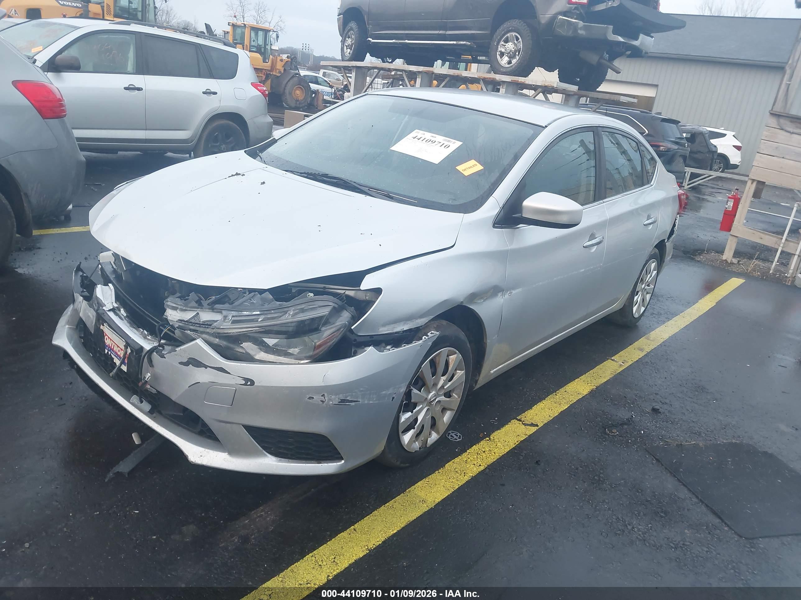 NISSAN SENTRA image 2