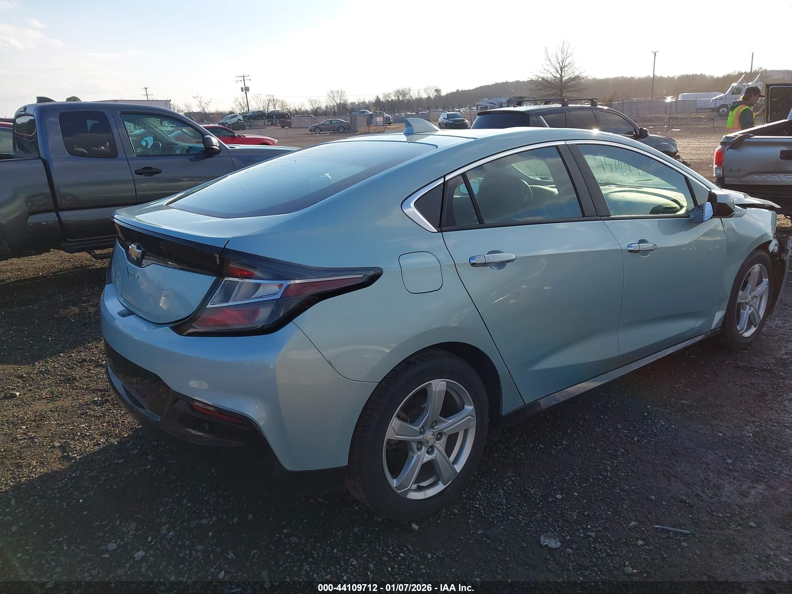 CHEVROLET VOLT image 4