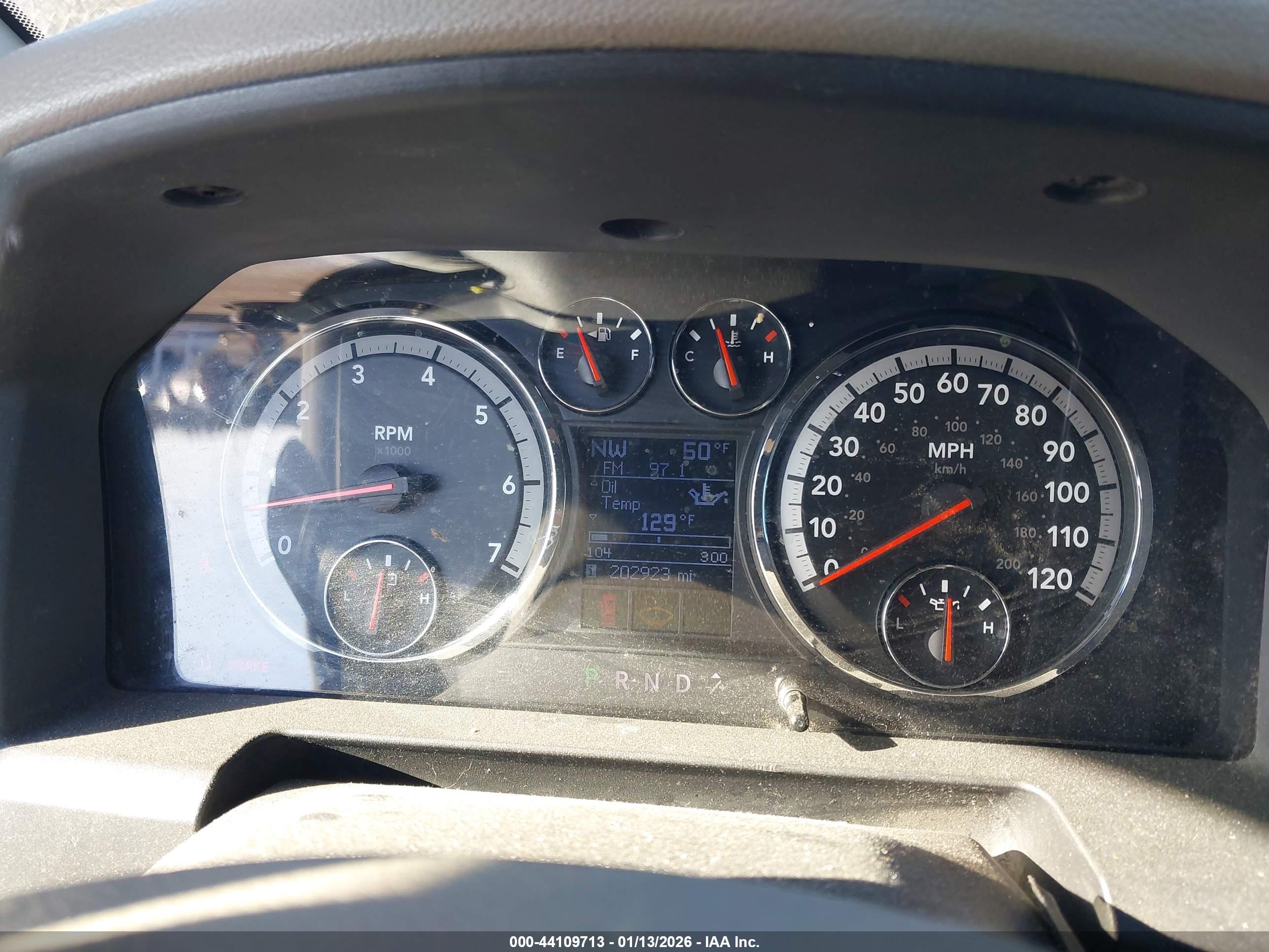 DODGE RAM image 7