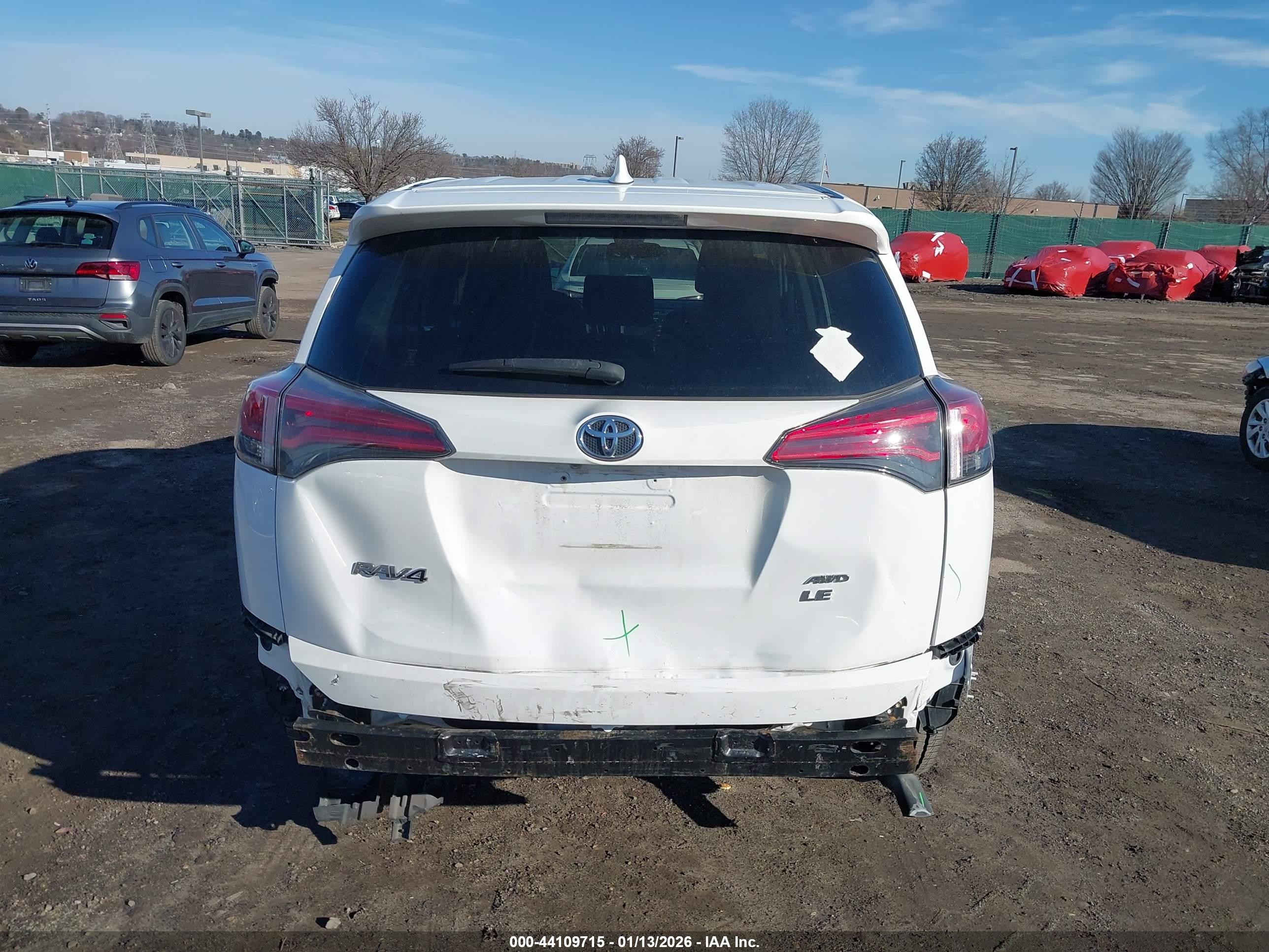 TOYOTA RAV4 image 6