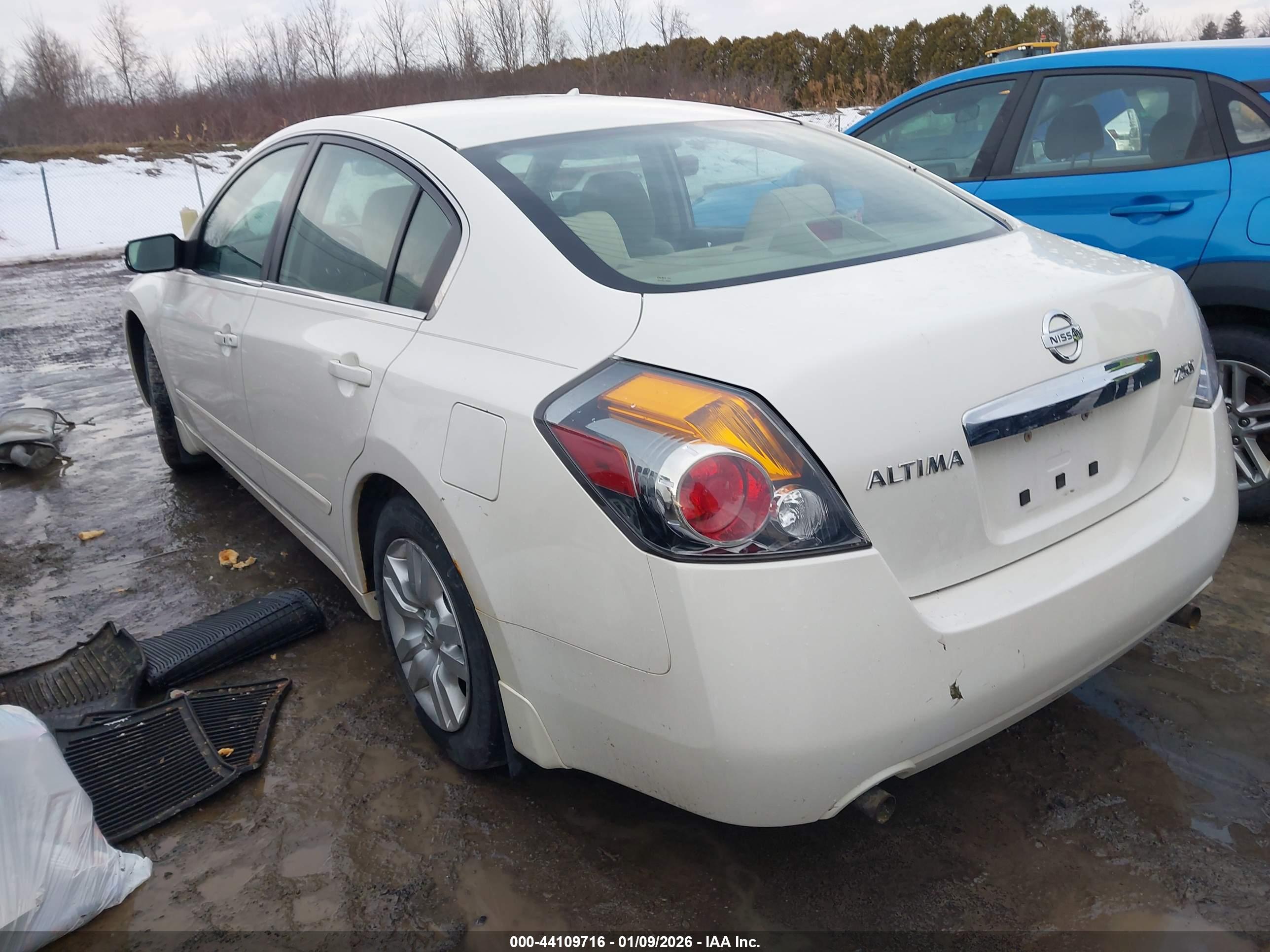 NISSAN ALTIMA image 3