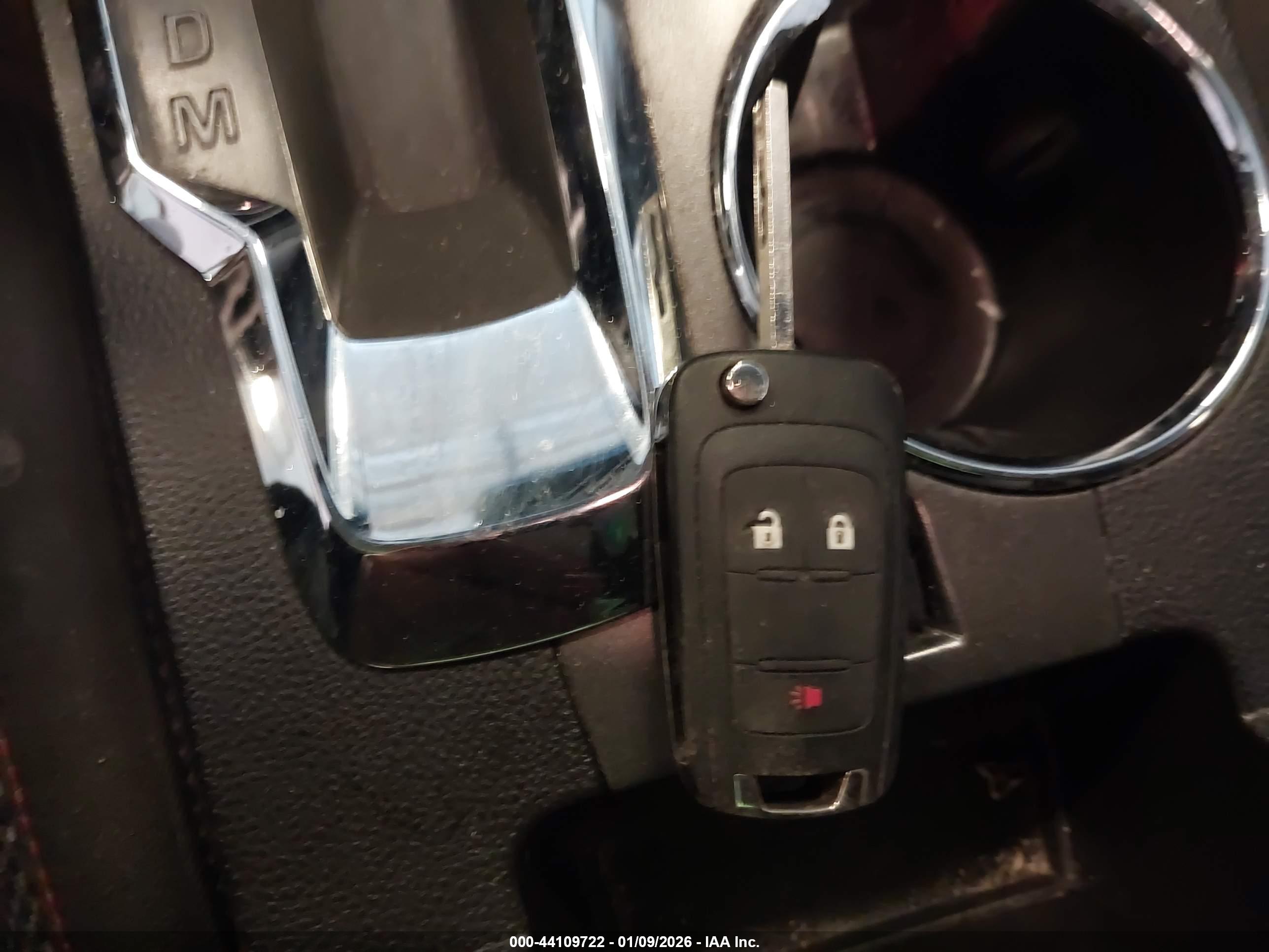 GMC TERRAIN image 11