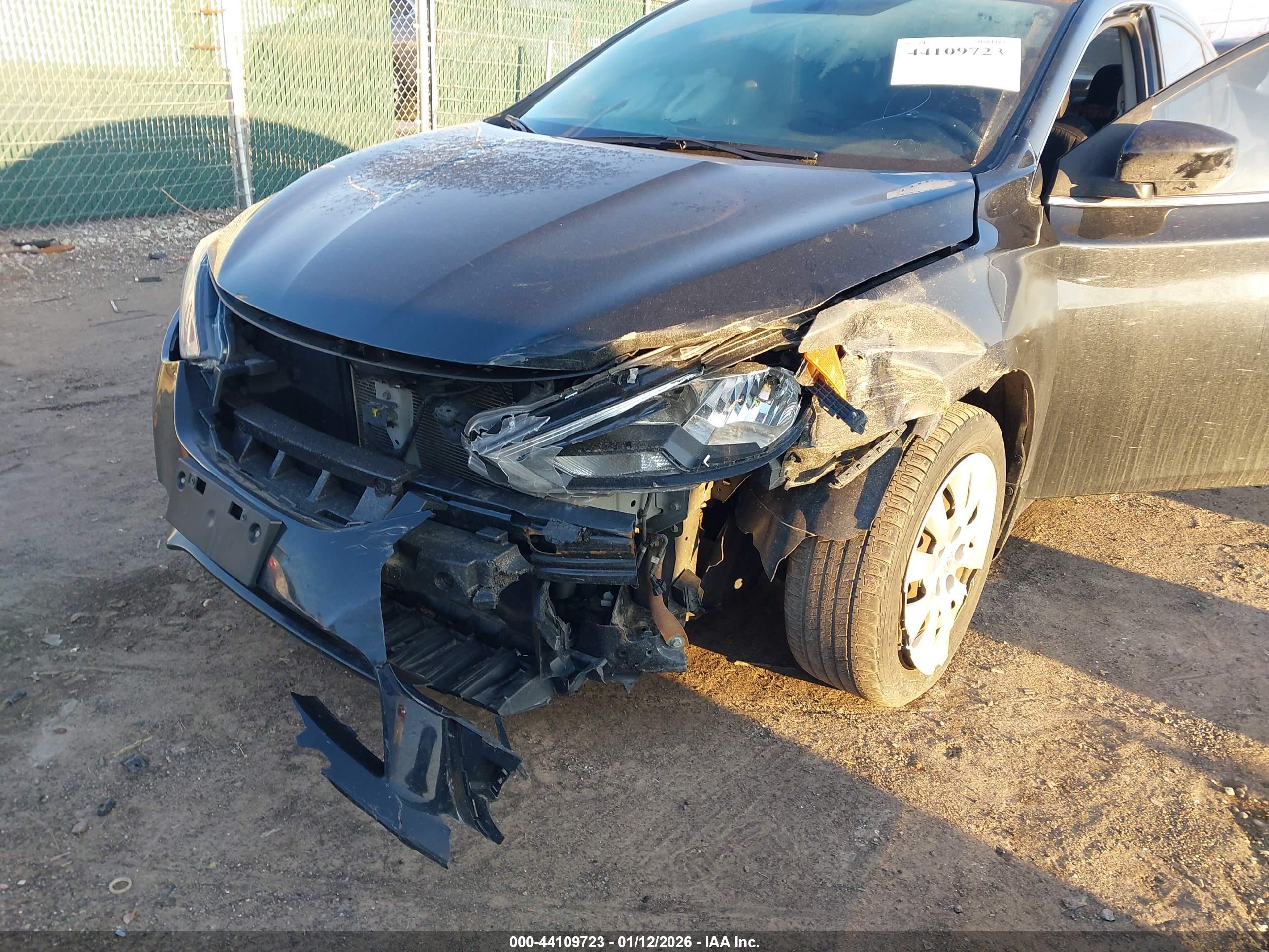 NISSAN SENTRA image 6