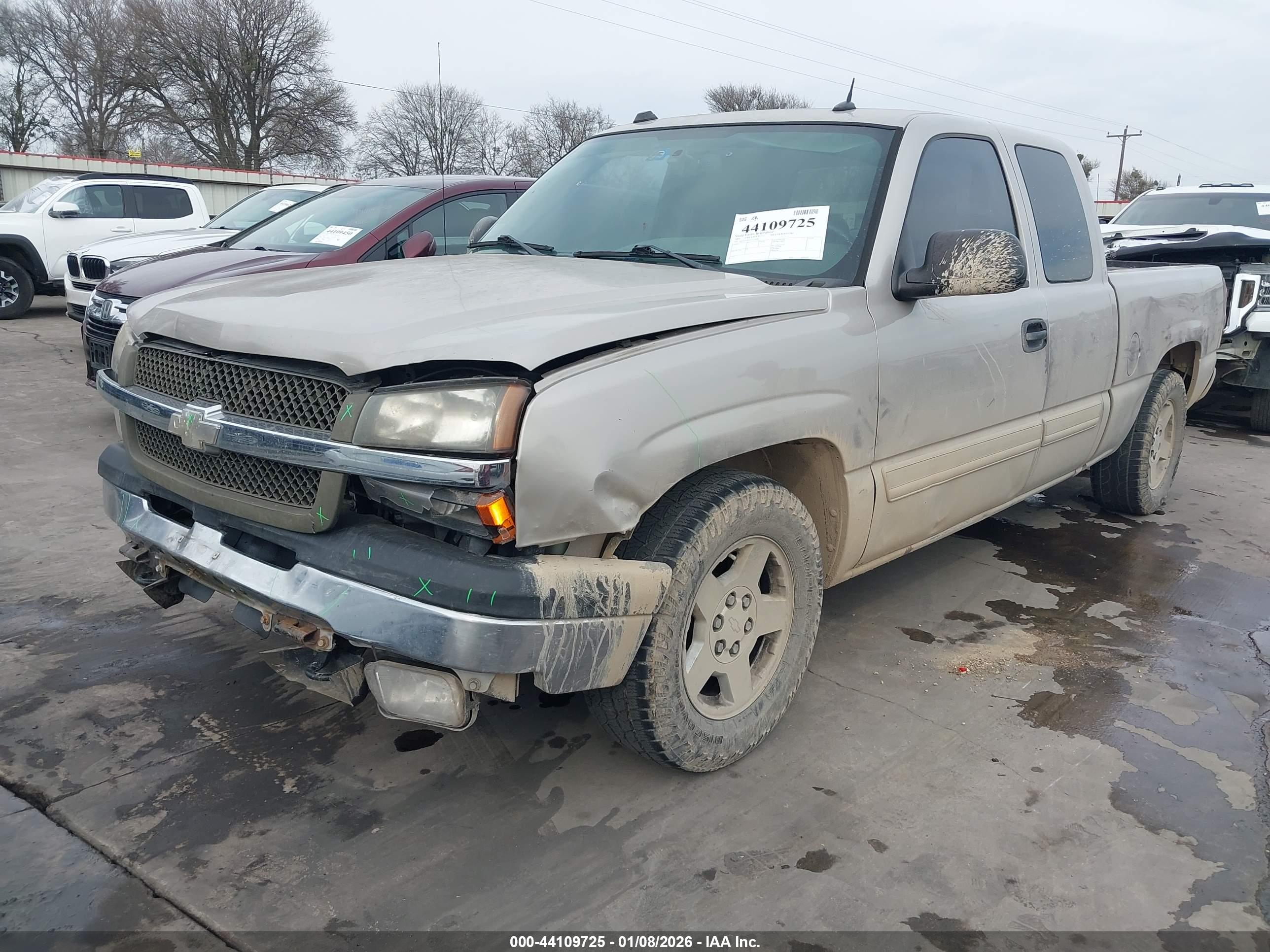 CHEVROLET SILVERADO image 2