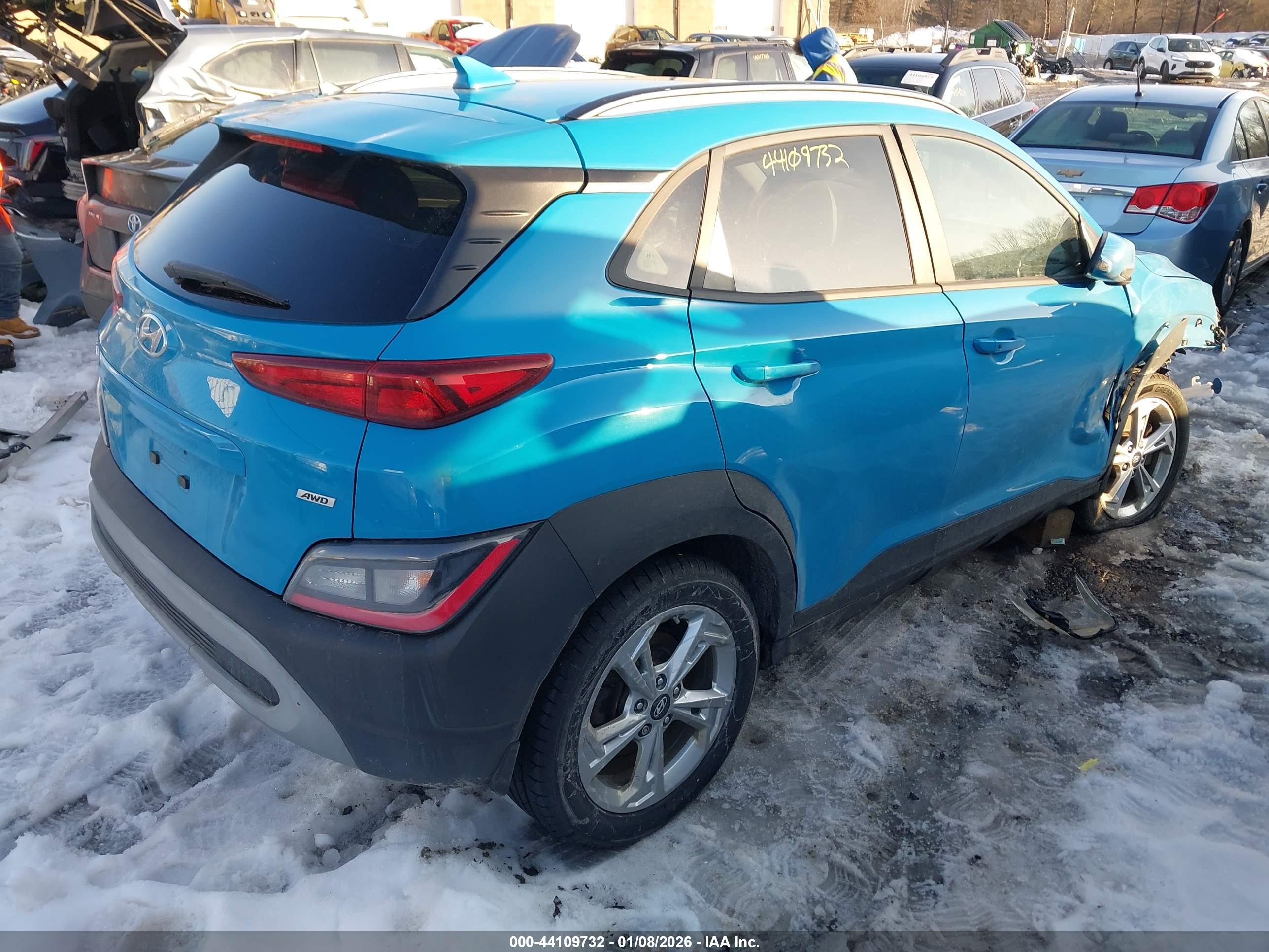 HYUNDAI KONA image 4