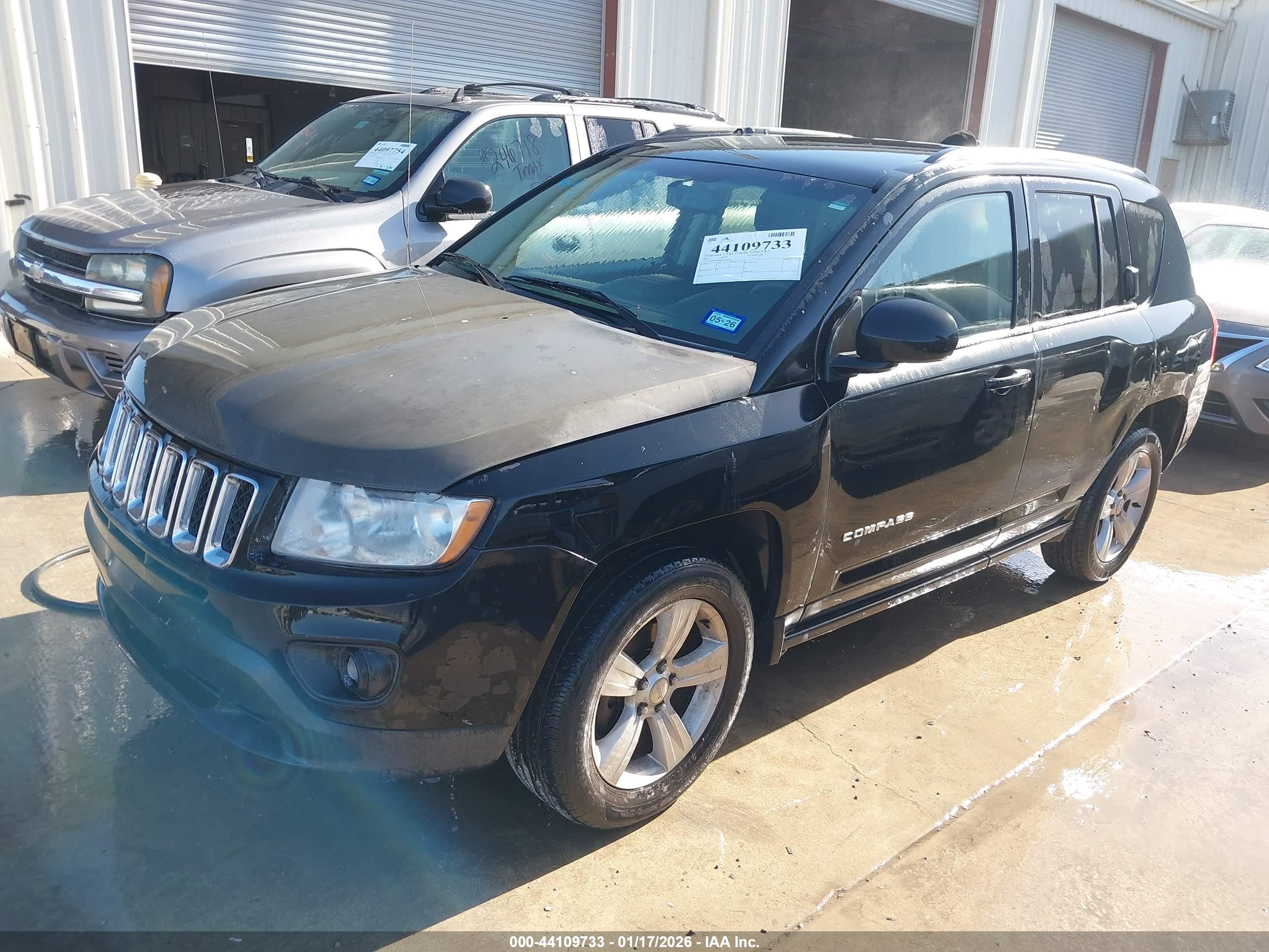 JEEP COMPASS image 2