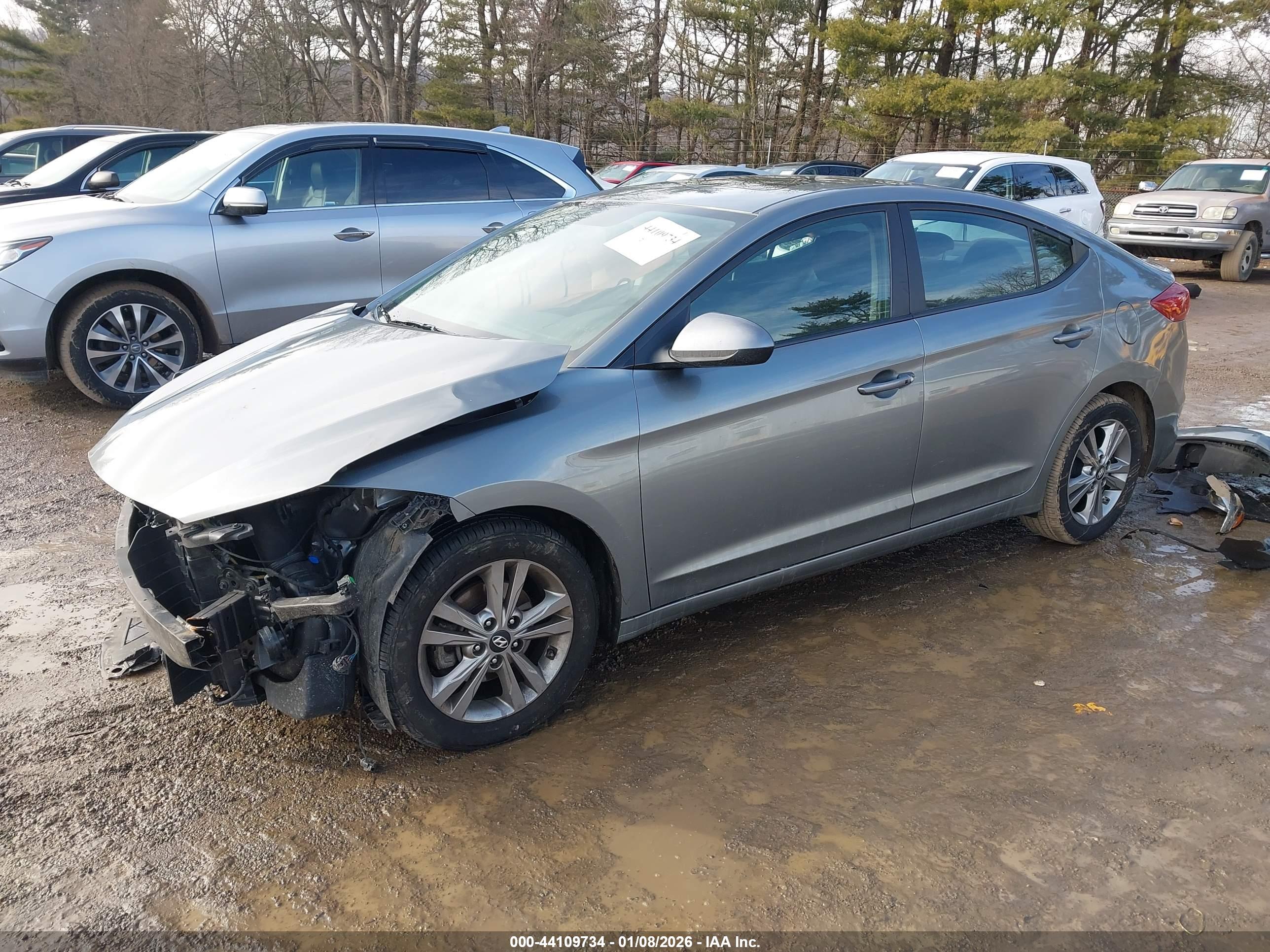 HYUNDAI ELANTRA image 2