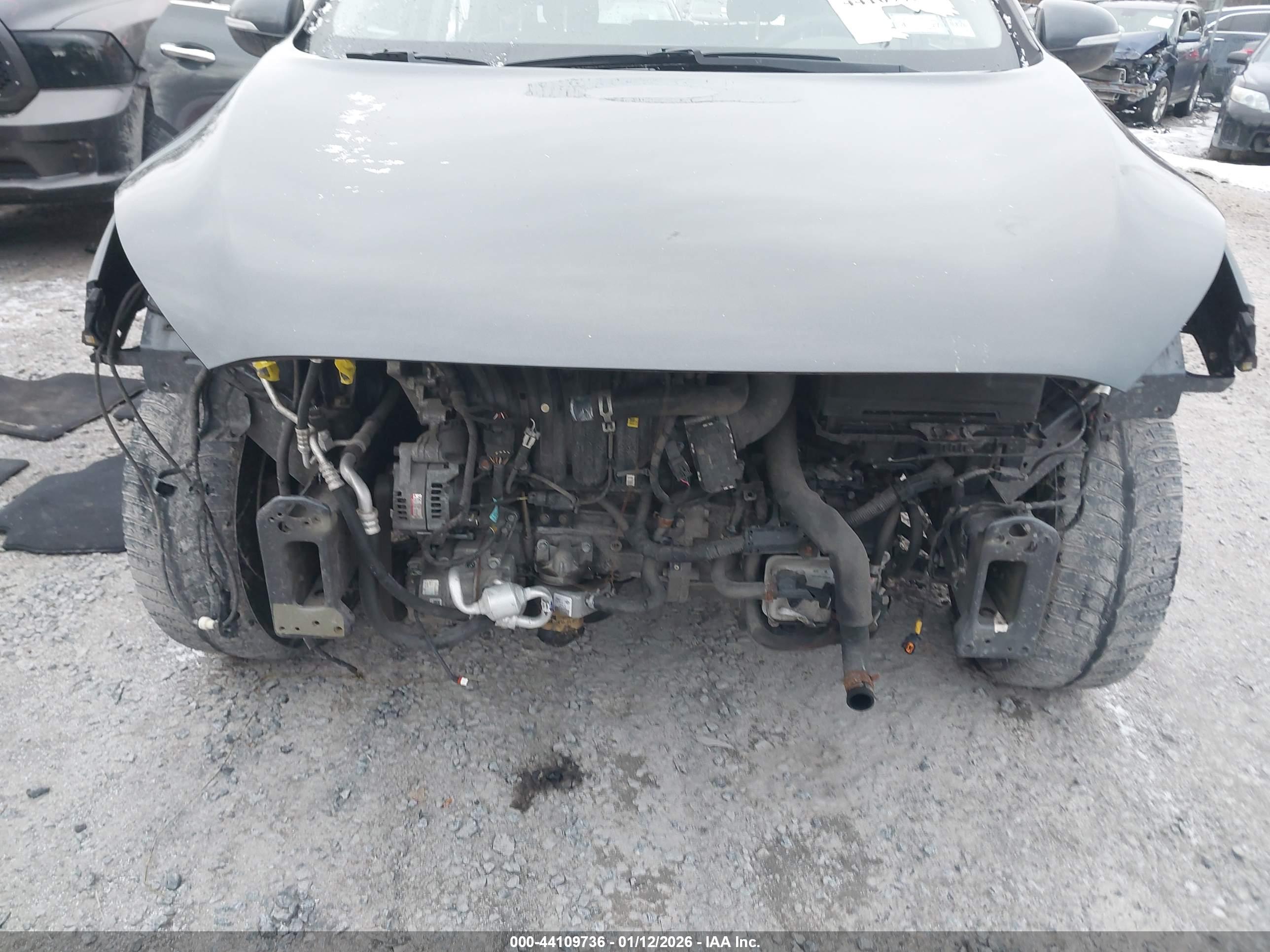 KIA SORENTO image 6