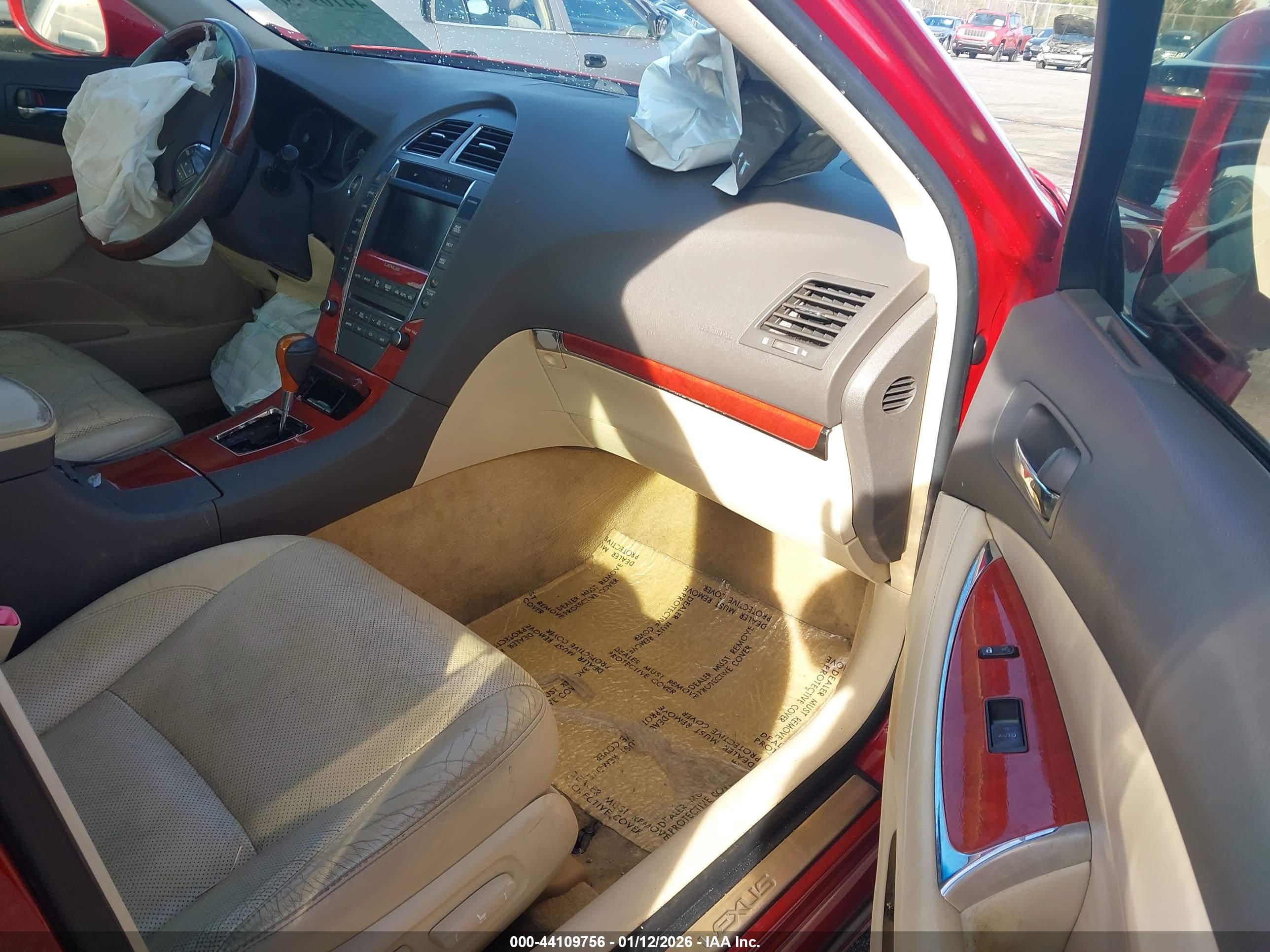 LEXUS ES image 5