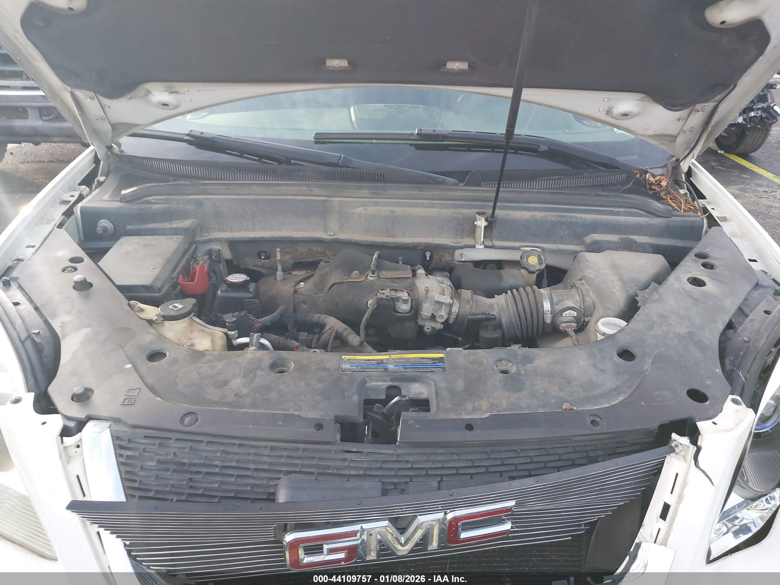 GMC ACADIA image 10