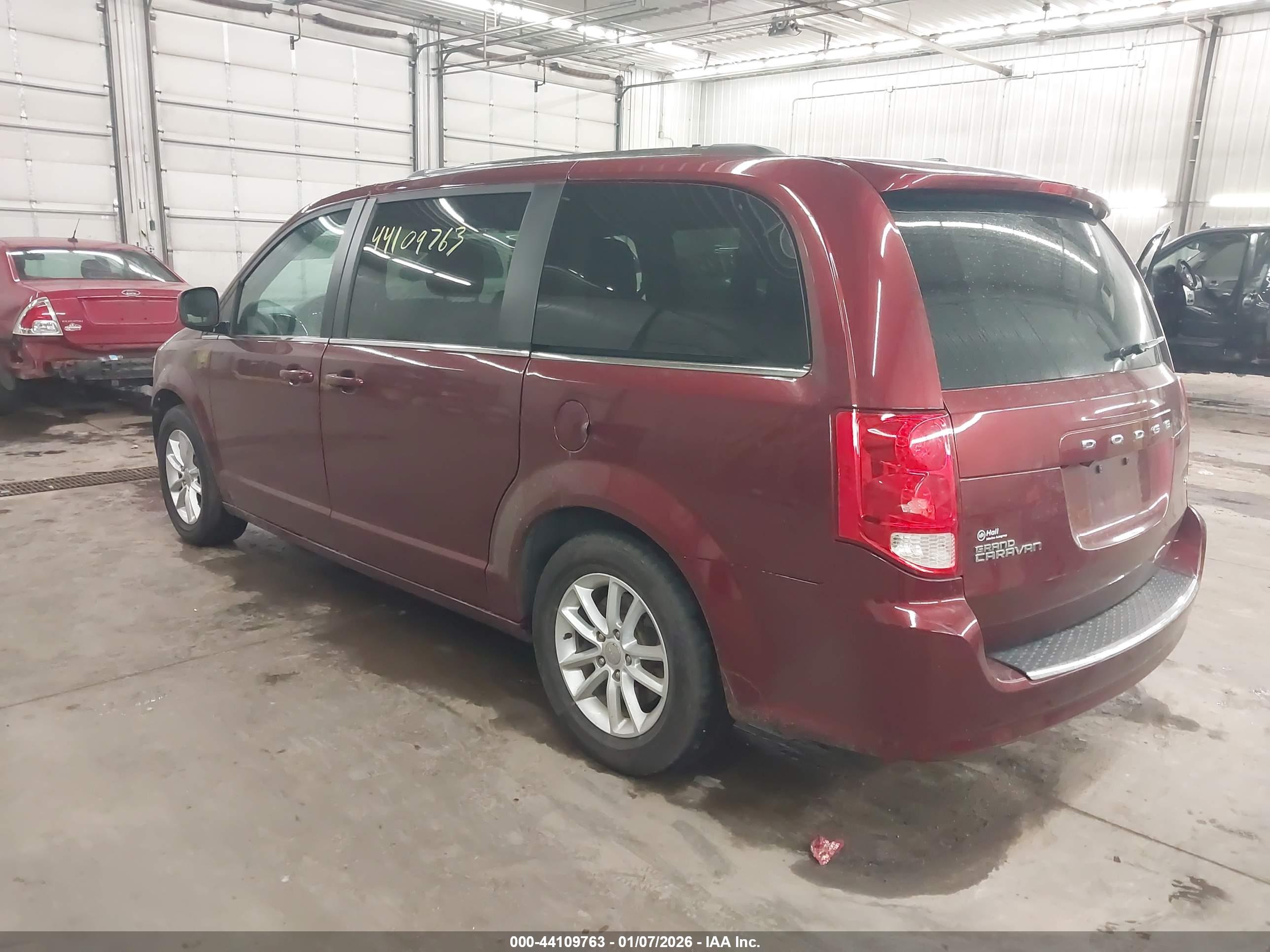 DODGE GRAND image 3