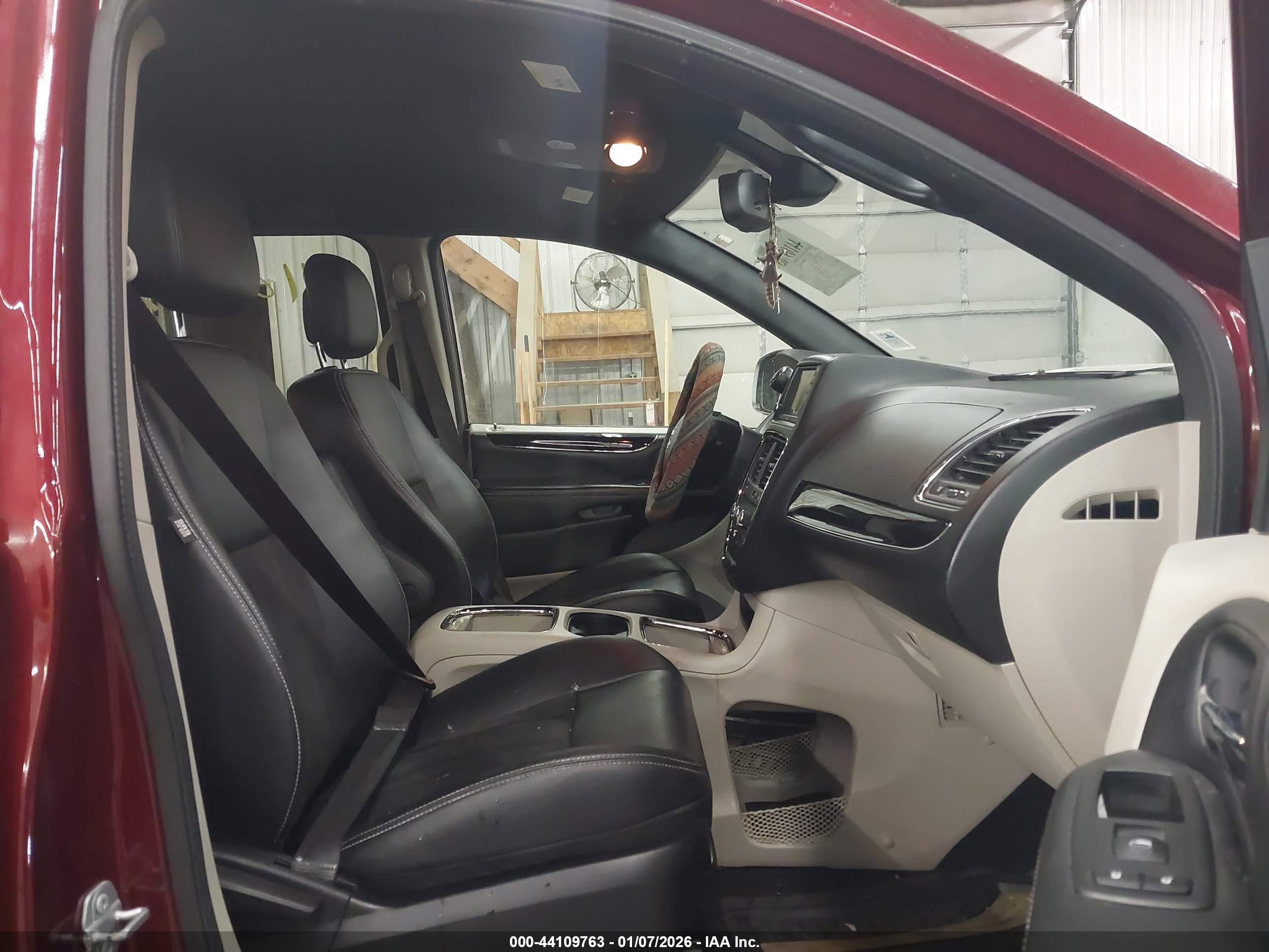 DODGE GRAND image 5