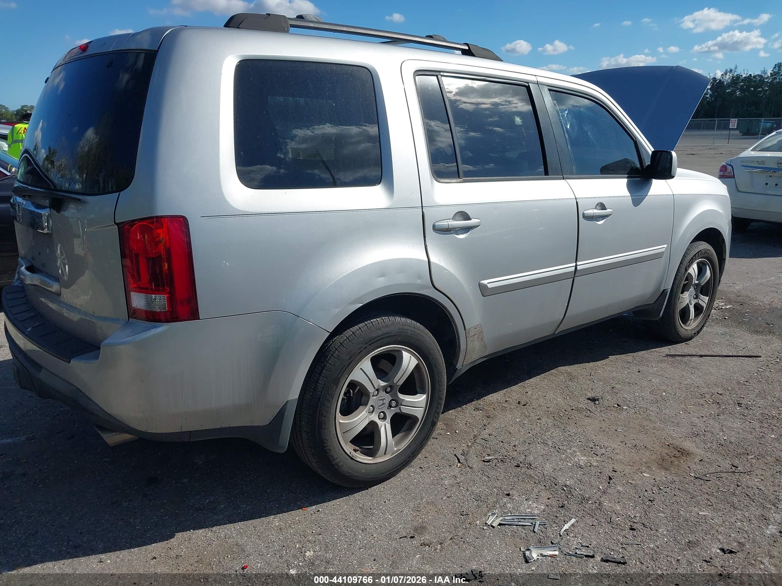 HONDA PILOT image 4