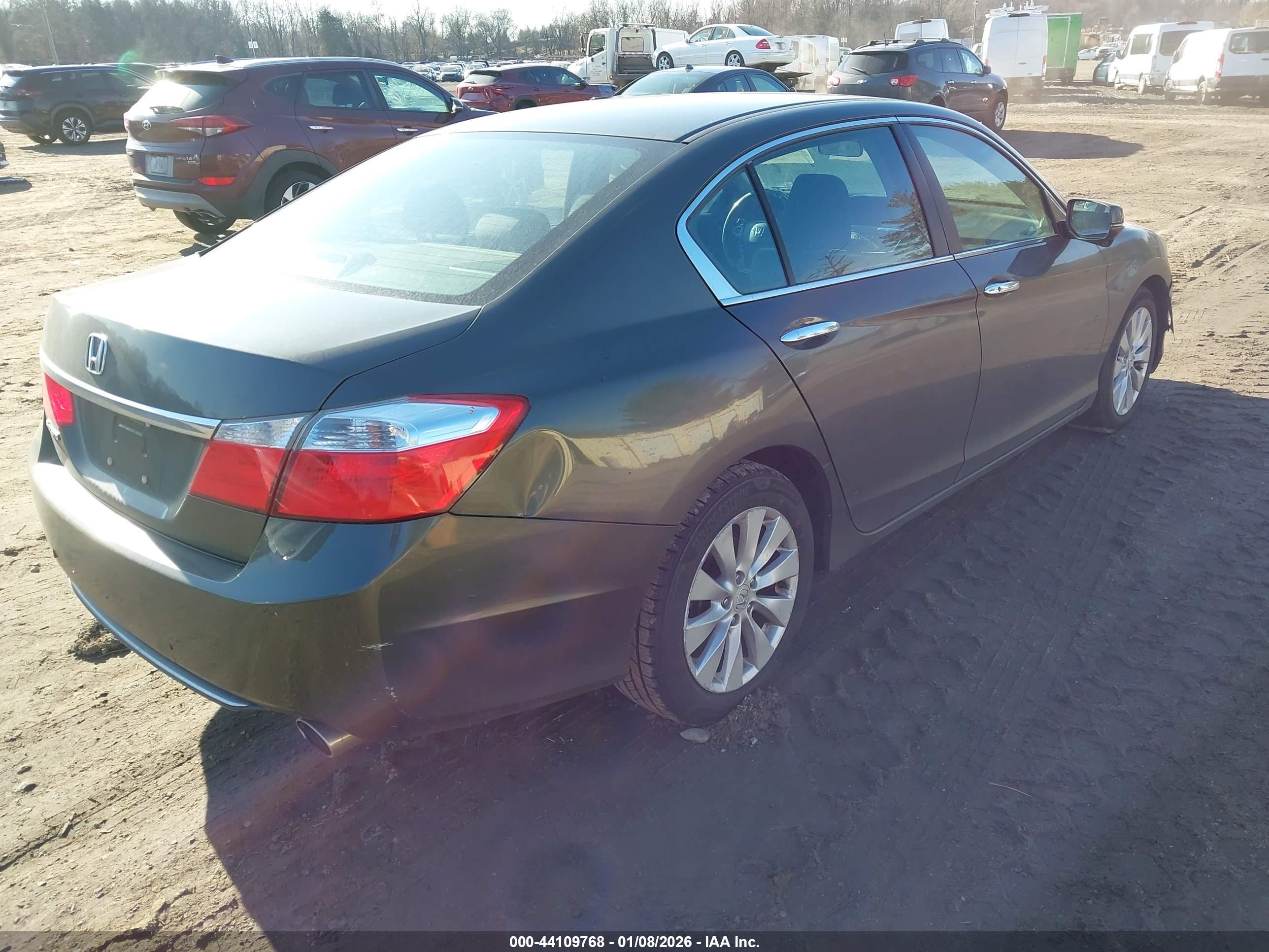HONDA ACCORD image 4